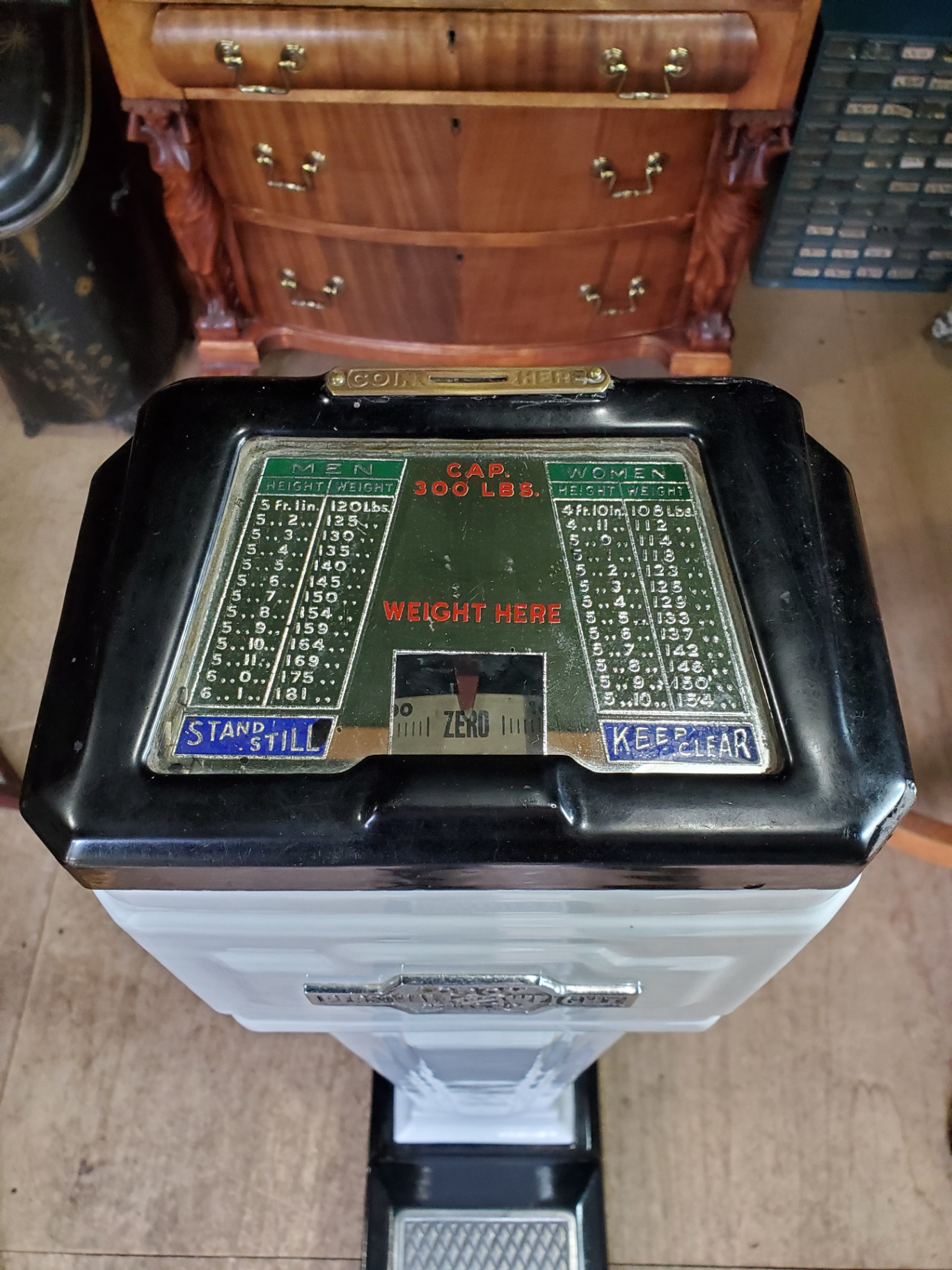 Vintage Rock-Ola Pedestal Weight Scale - image 2 of 7