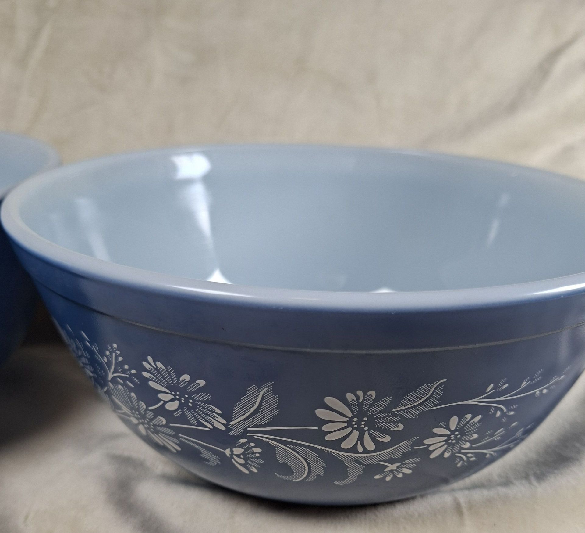 Pair of Pyrex Blue Mixing Bowls - image 3 of 8