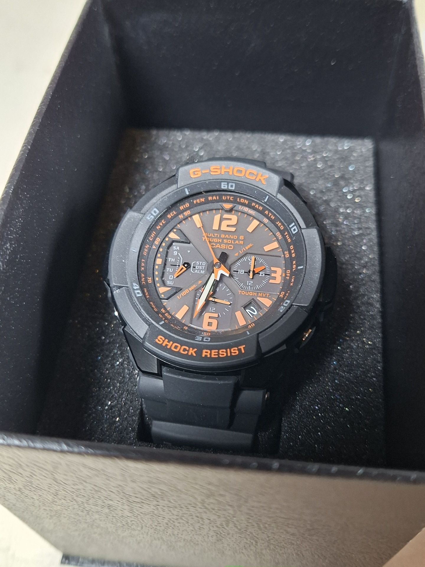 Casio G-Shock Analog Watch with Box and Manual - image 2 of 9