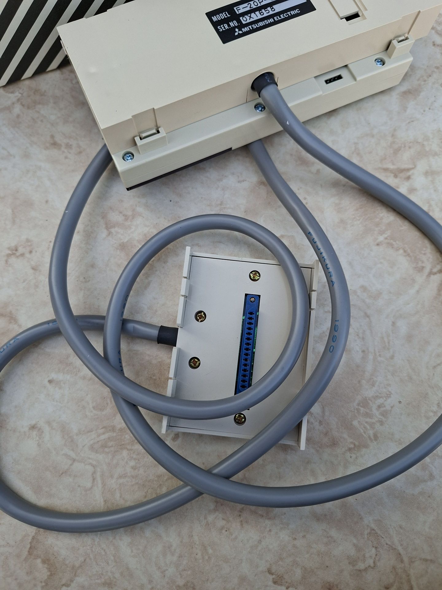 Mitsubishi F1-20P-E Programmable Controller Programming Unit - image 5 of 6