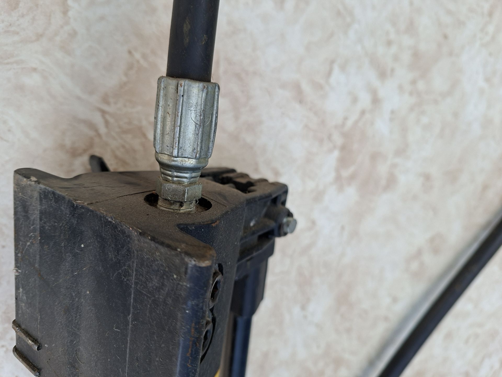 Enerpac Hydraulic Hand Pump and Cylinder - image 6 of 11