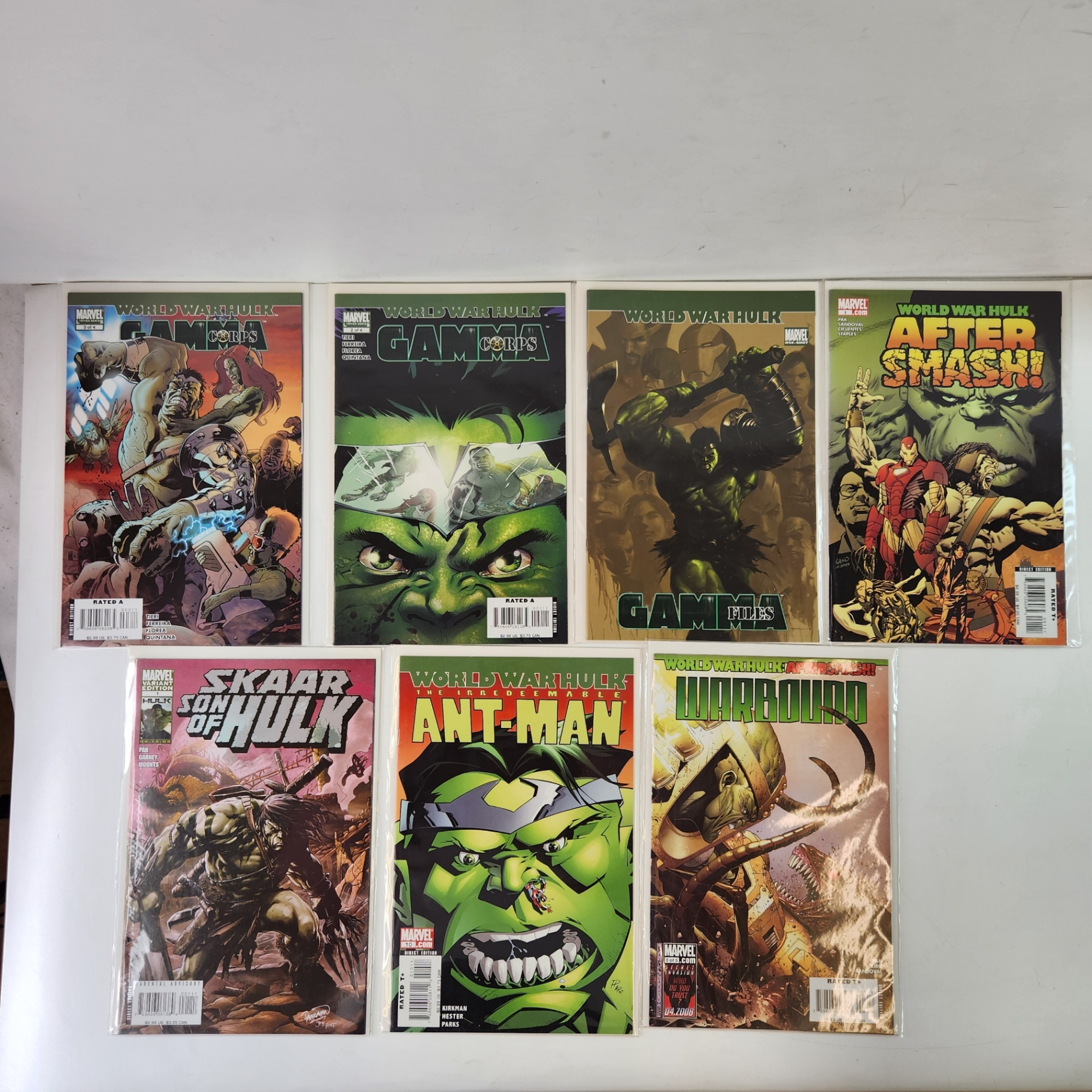 Various World War Hulk Comics - image 1 of 4