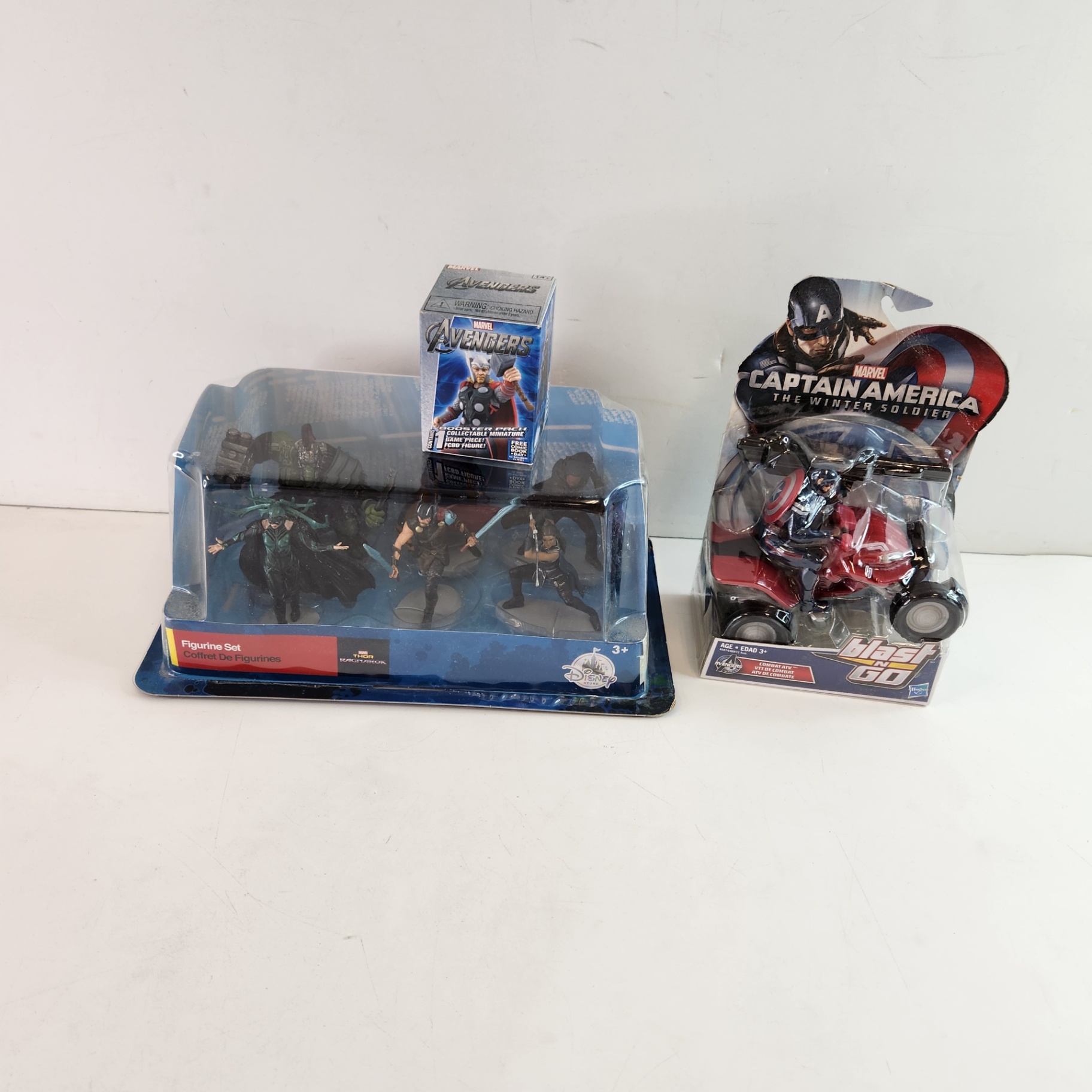 Marvel Thor Captain America Action Figures - image 1 of 4