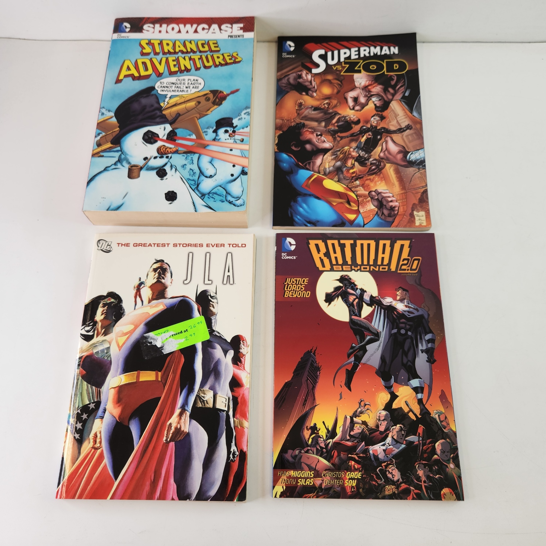DC JLA Superman Vs. Zod Strange Adventures Batman Beyond TPB Comics - image 1 of 4