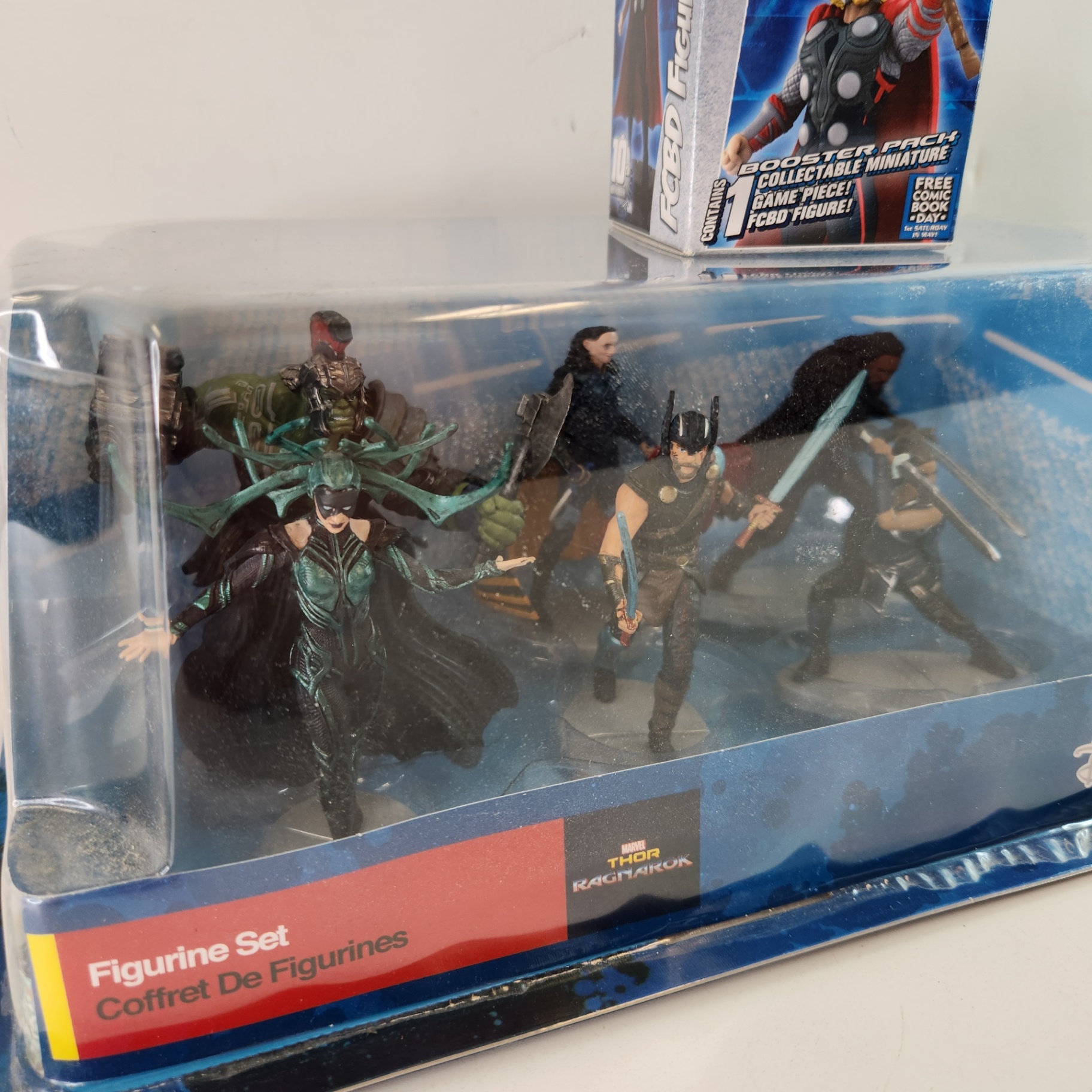 Marvel Thor Captain America Action Figures - image 2 of 4