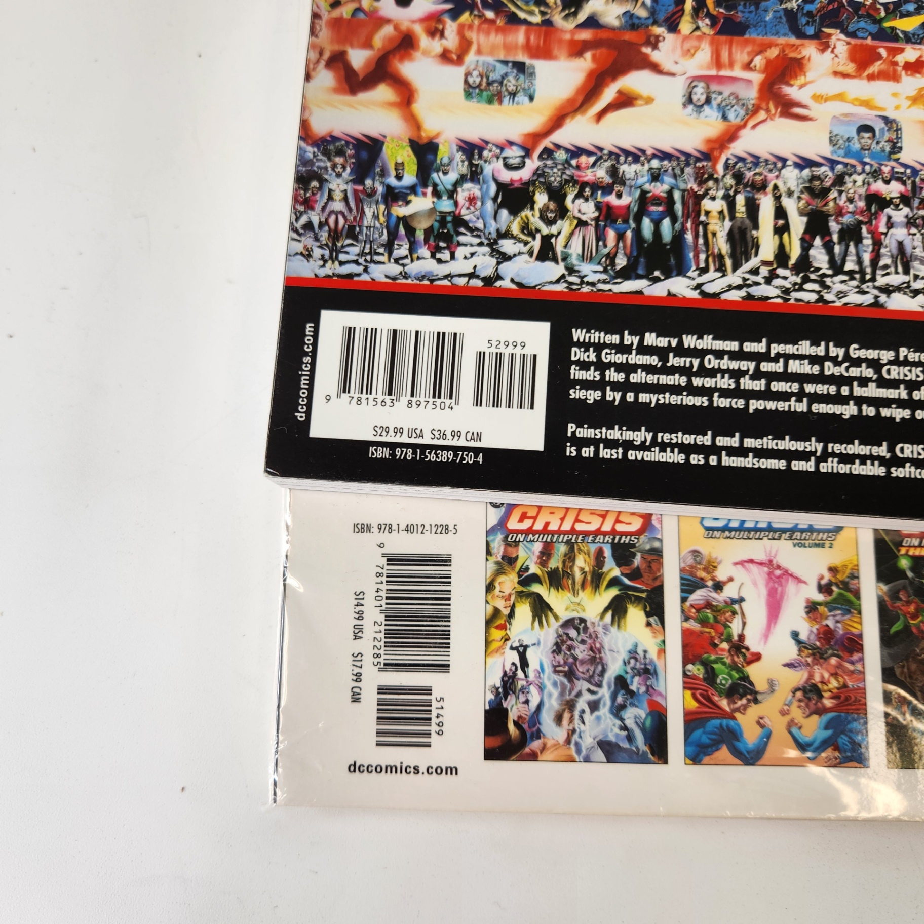 Crisis on Multiple/Infinite Earths TPBs - image 2 of 3