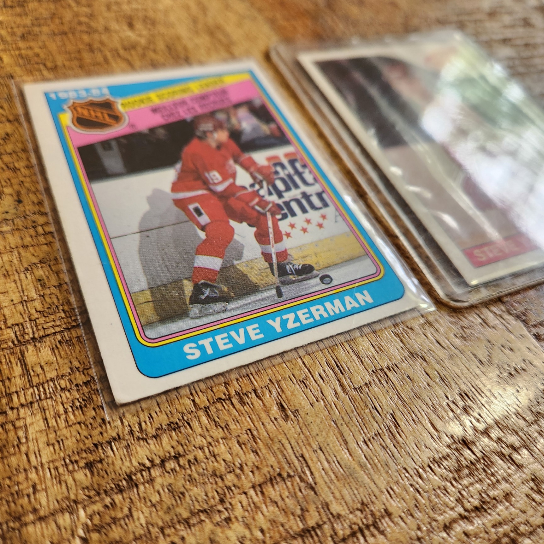 Steve Yzerman Hockey Cards x 2 - image 3 of 5
