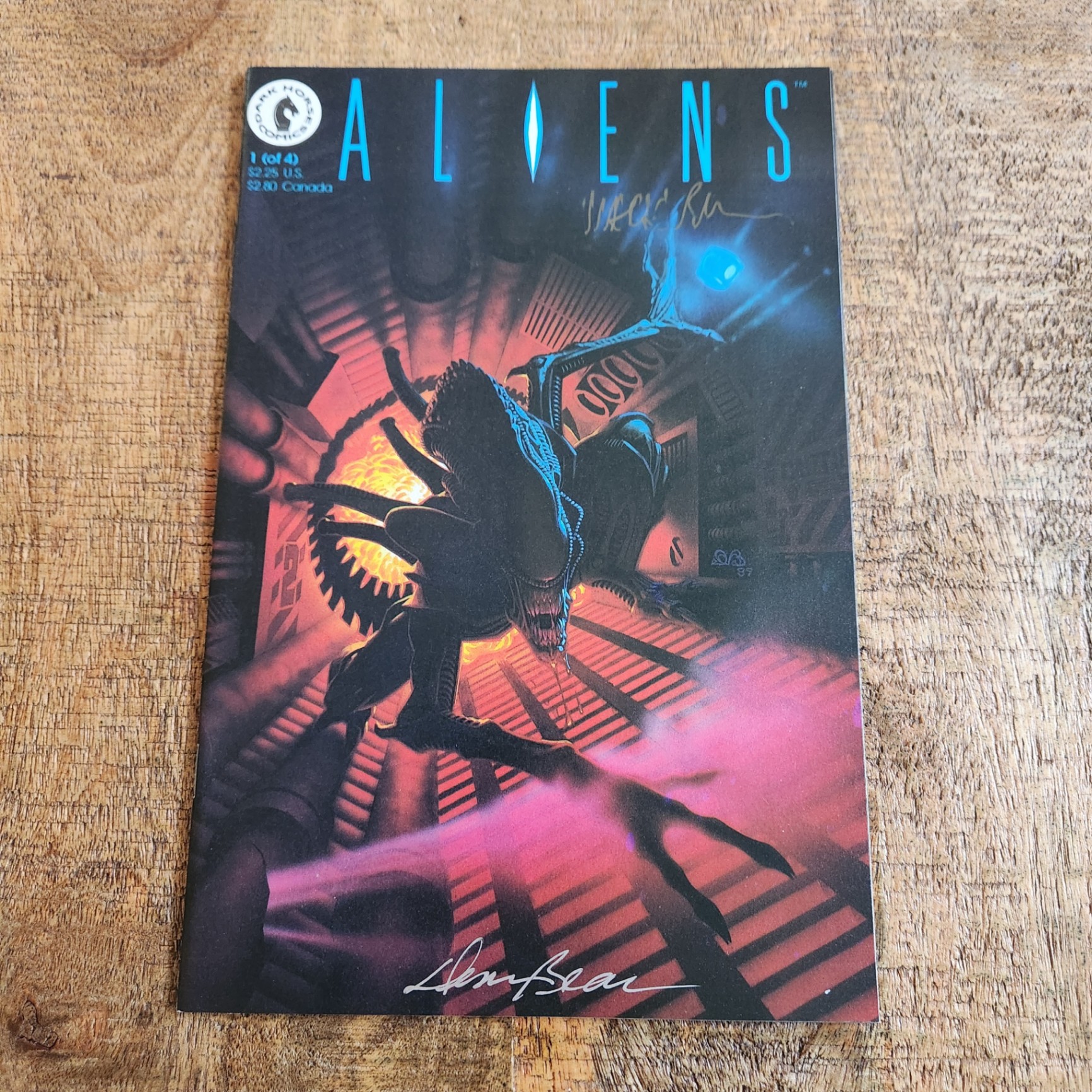 Aliens #1 SIGNED by artist and writer - image 1 of 5
