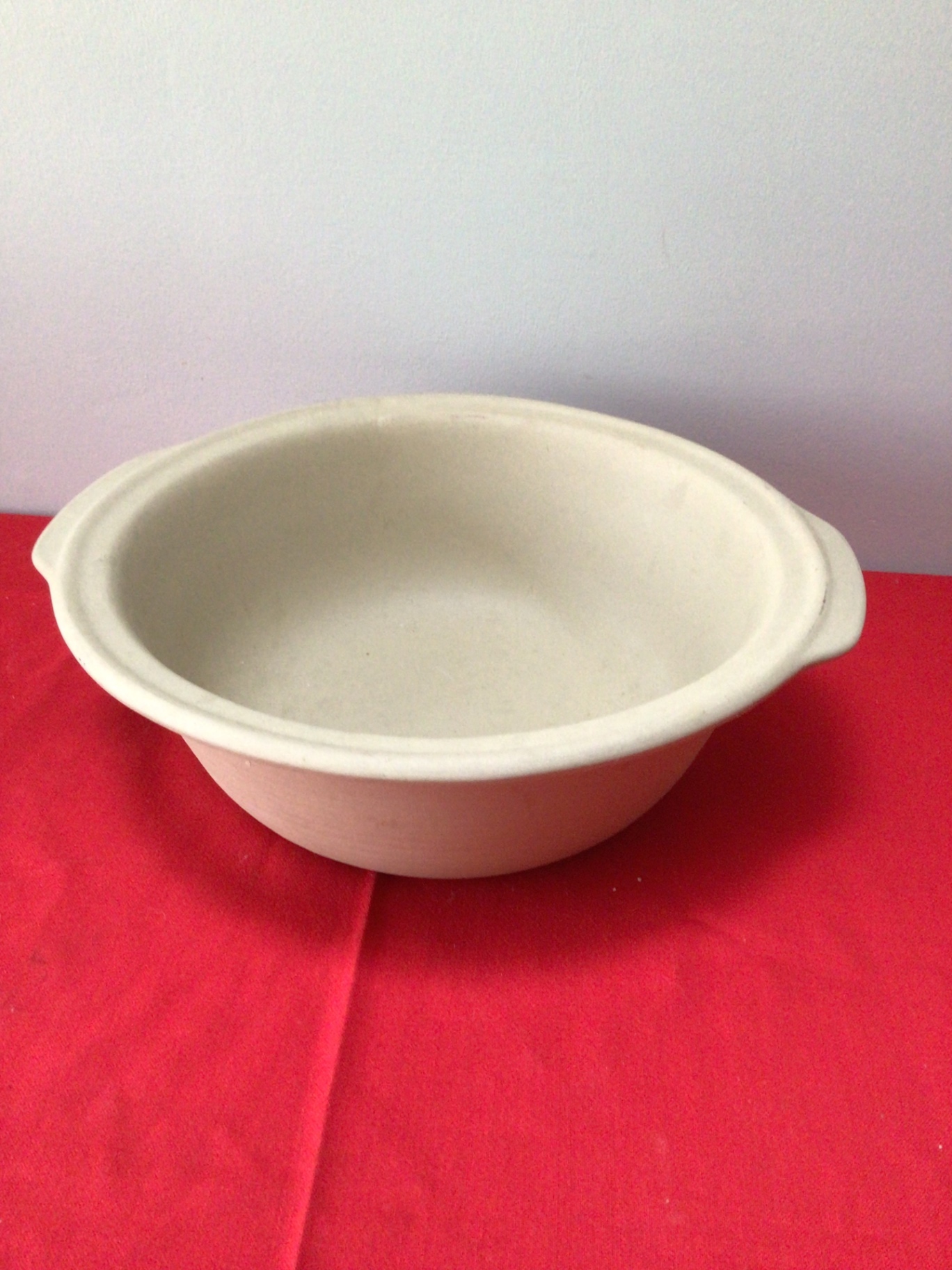 White stoneware casserole dish with handles - image 1 of 2