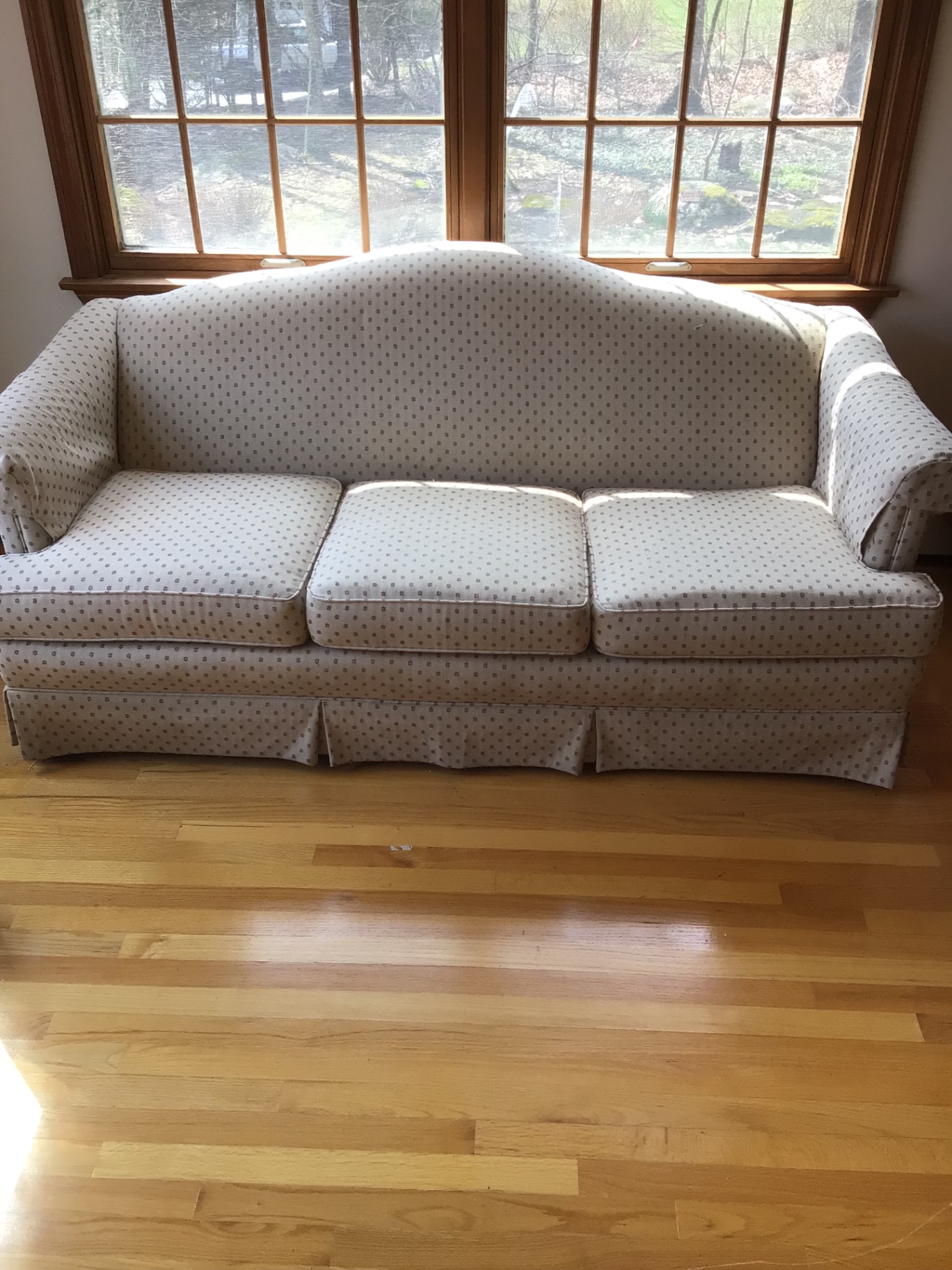 Beige patterned sofa - image 1 of 4