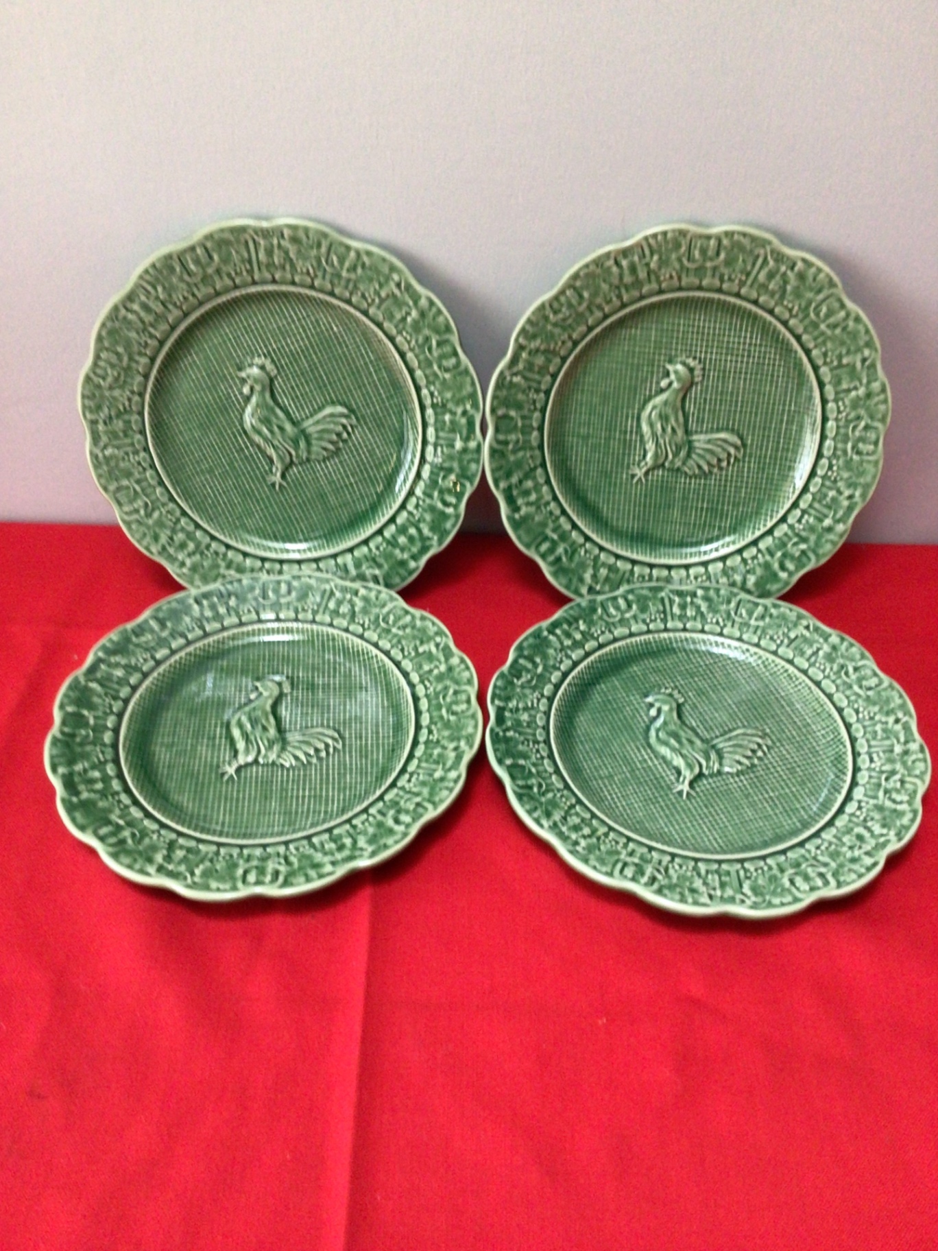 Set of four green ceramic plates with rooster motif - image 1 of 2