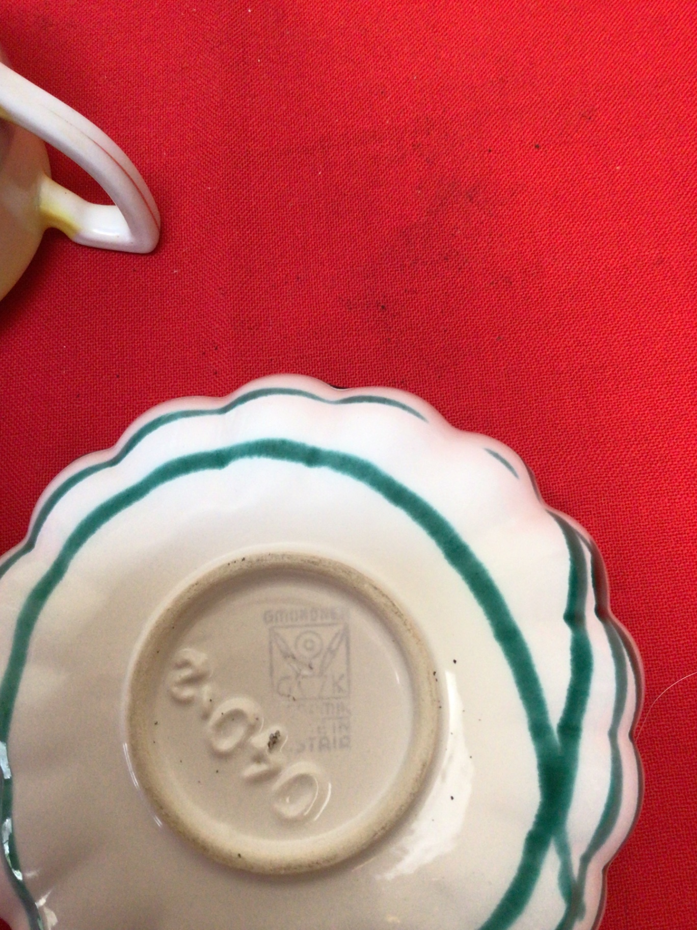 Assorted ceramics, glassware, and decorative items - image 3 of 6