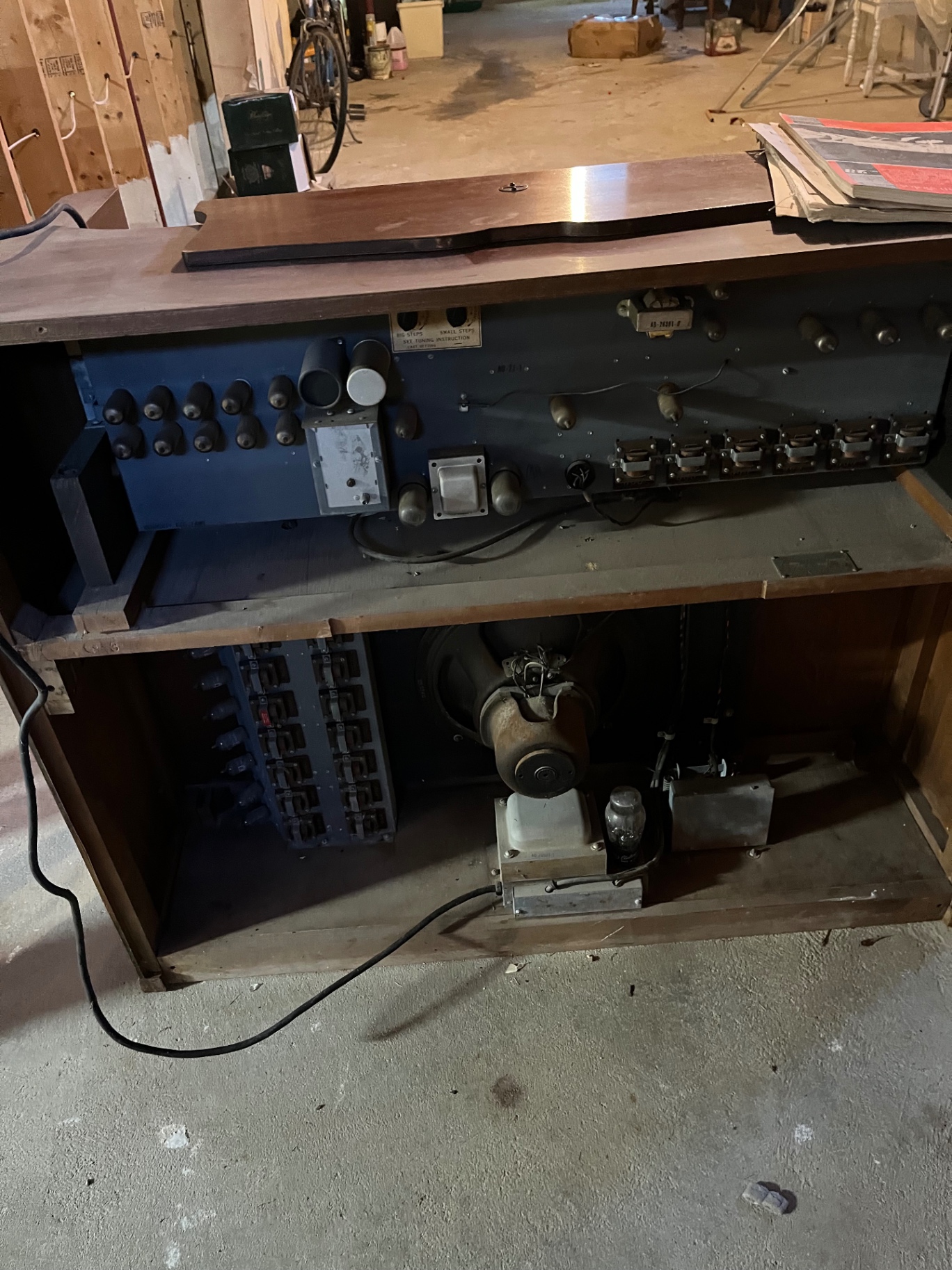 Antique Hammond organ with bench and sheet music - image 4 of 4