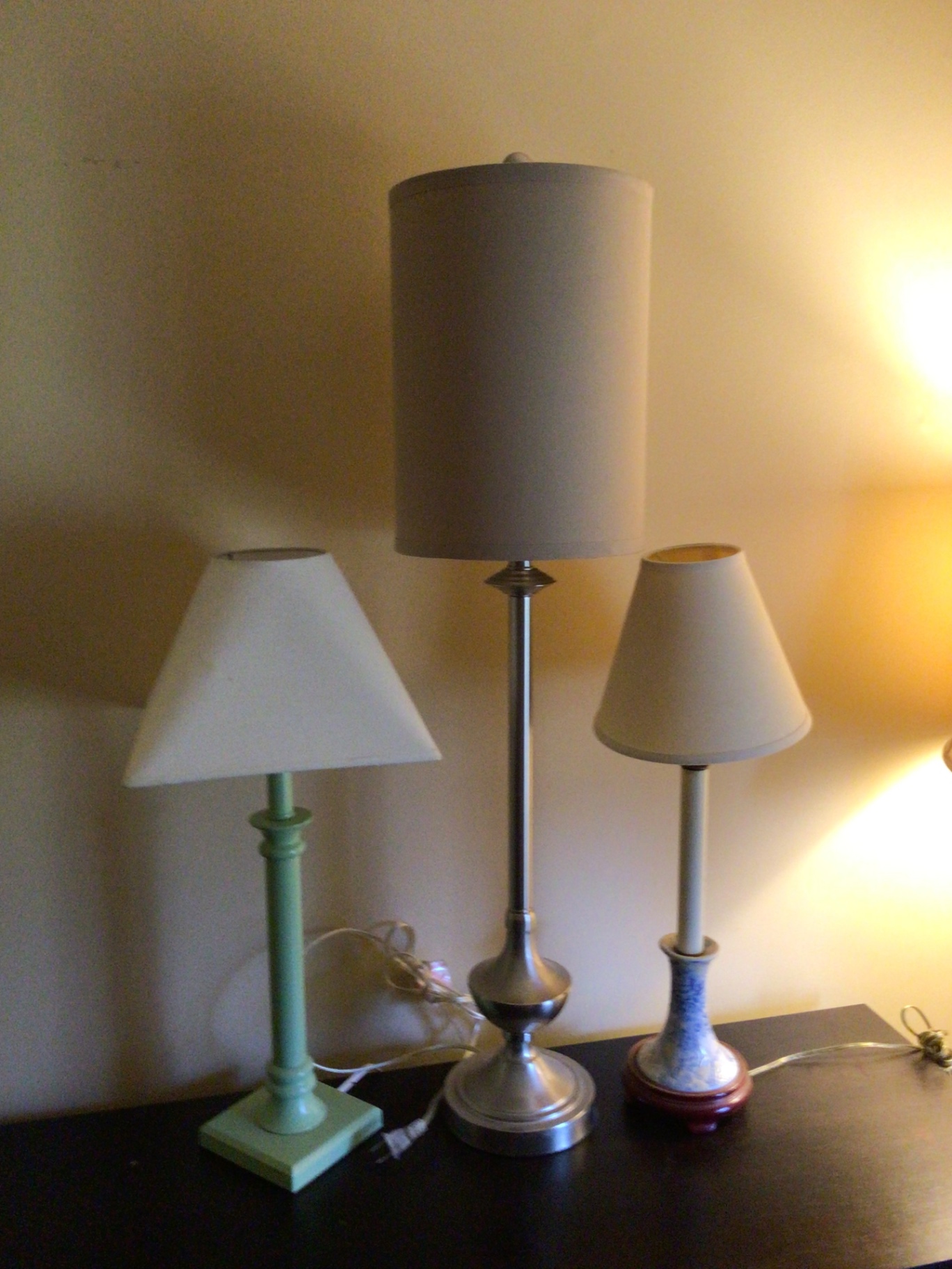 Set of three table lamps - image 1 of 3