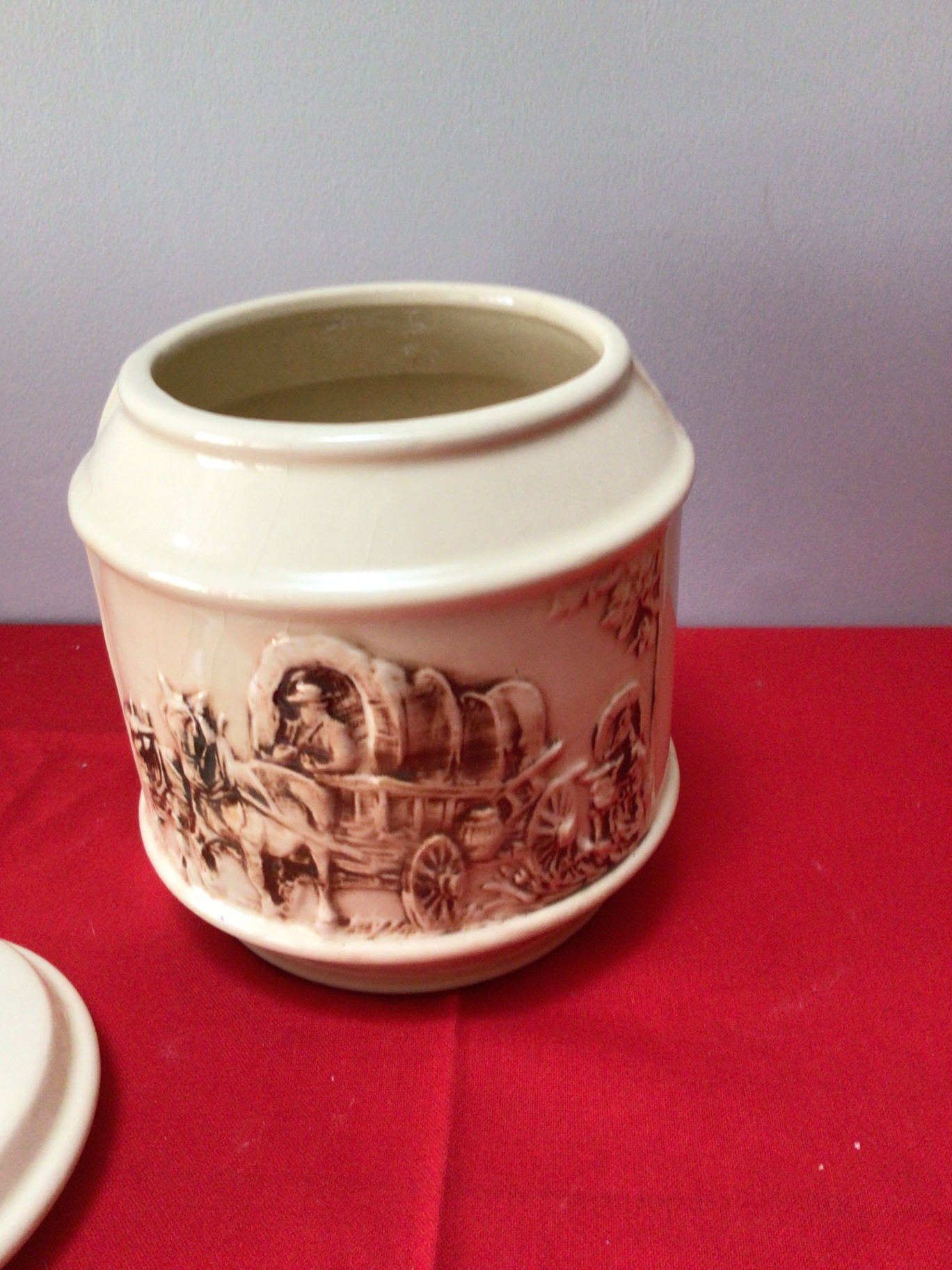 Ceramic cookie jar with lid - image 4 of 4