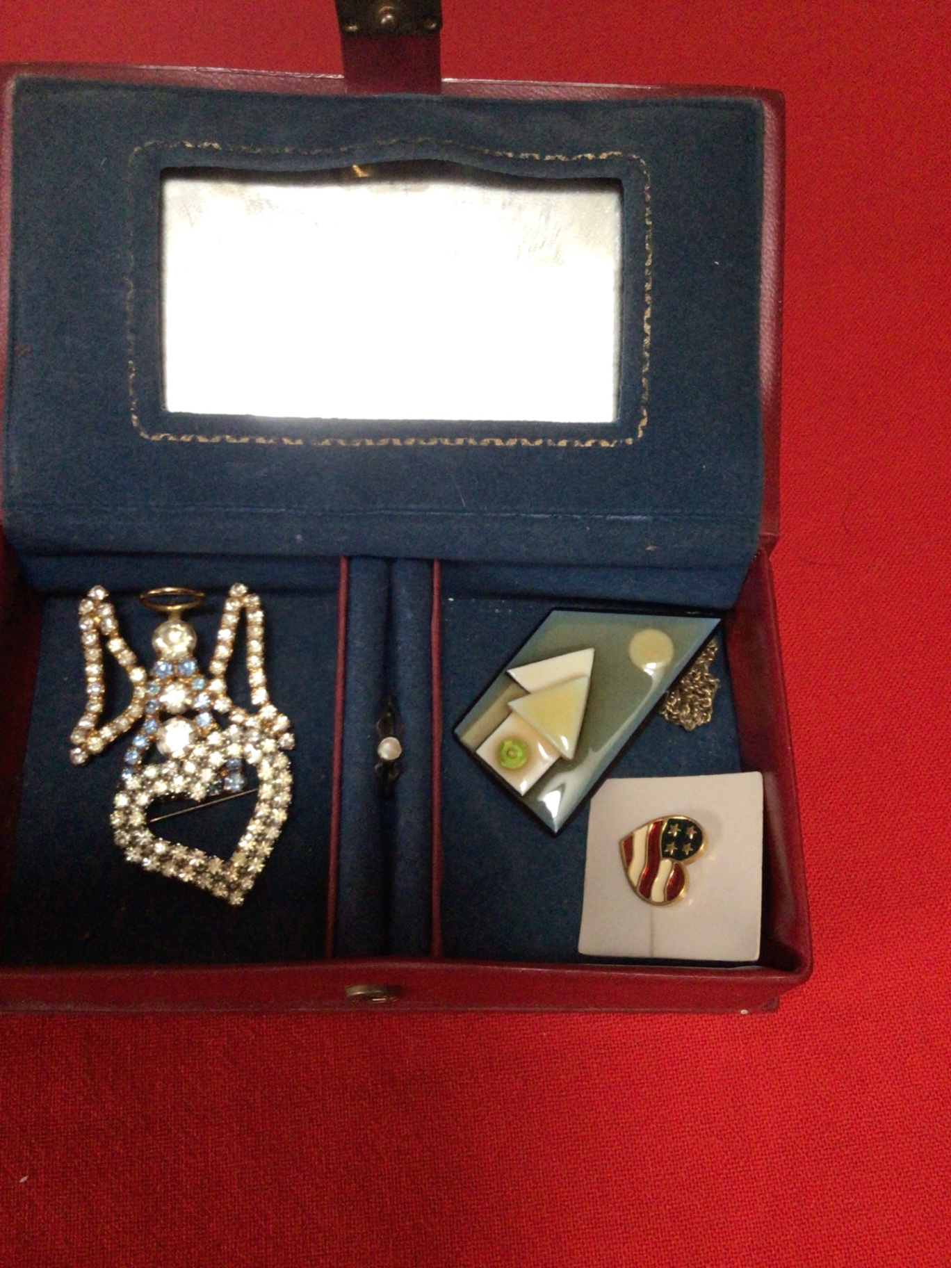 Assorted Jewelry in Blue Display Boxes - image 3 of 4