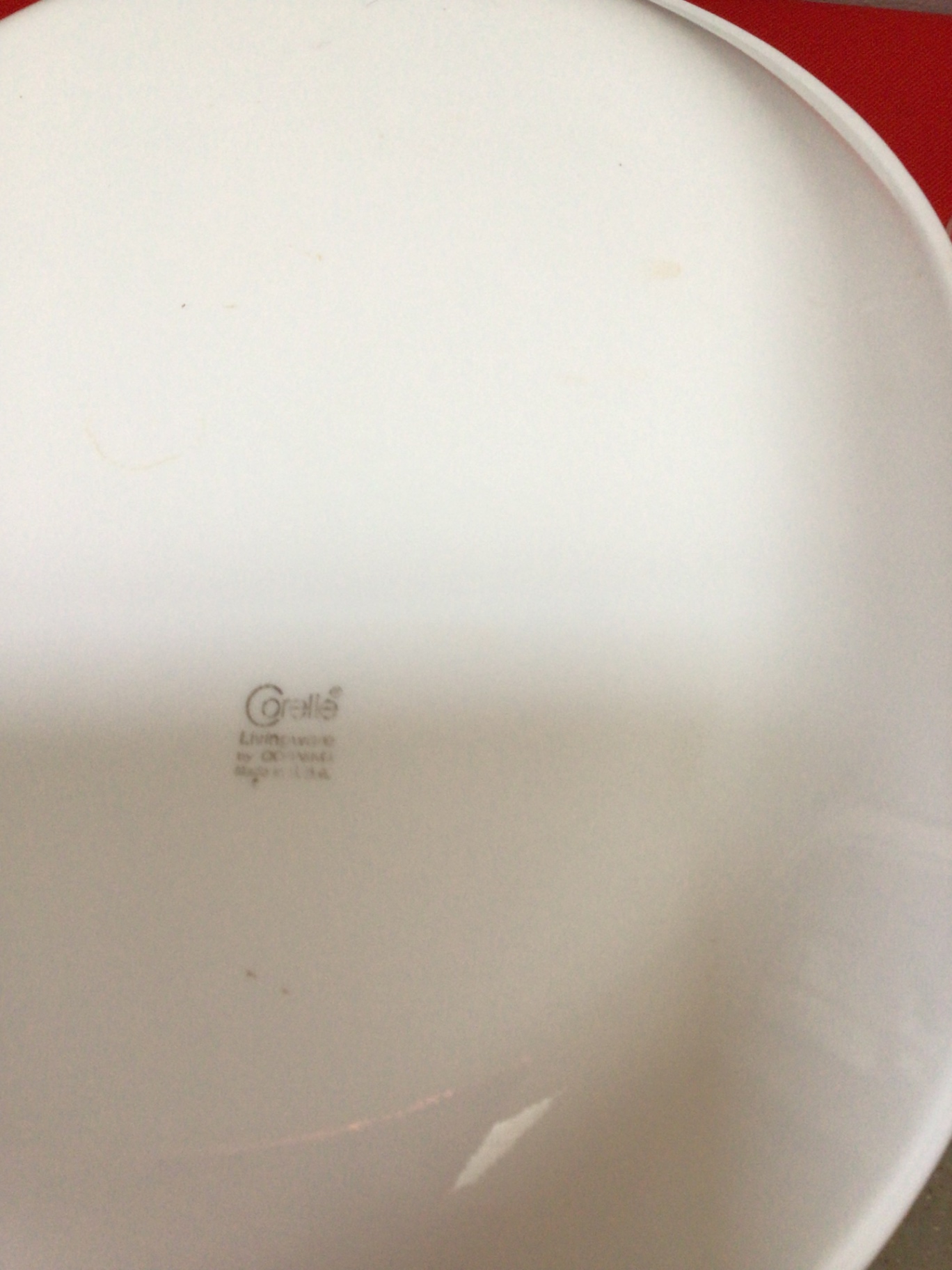 Assorted ceramic kitchenware and serving dishes - image 5 of 5