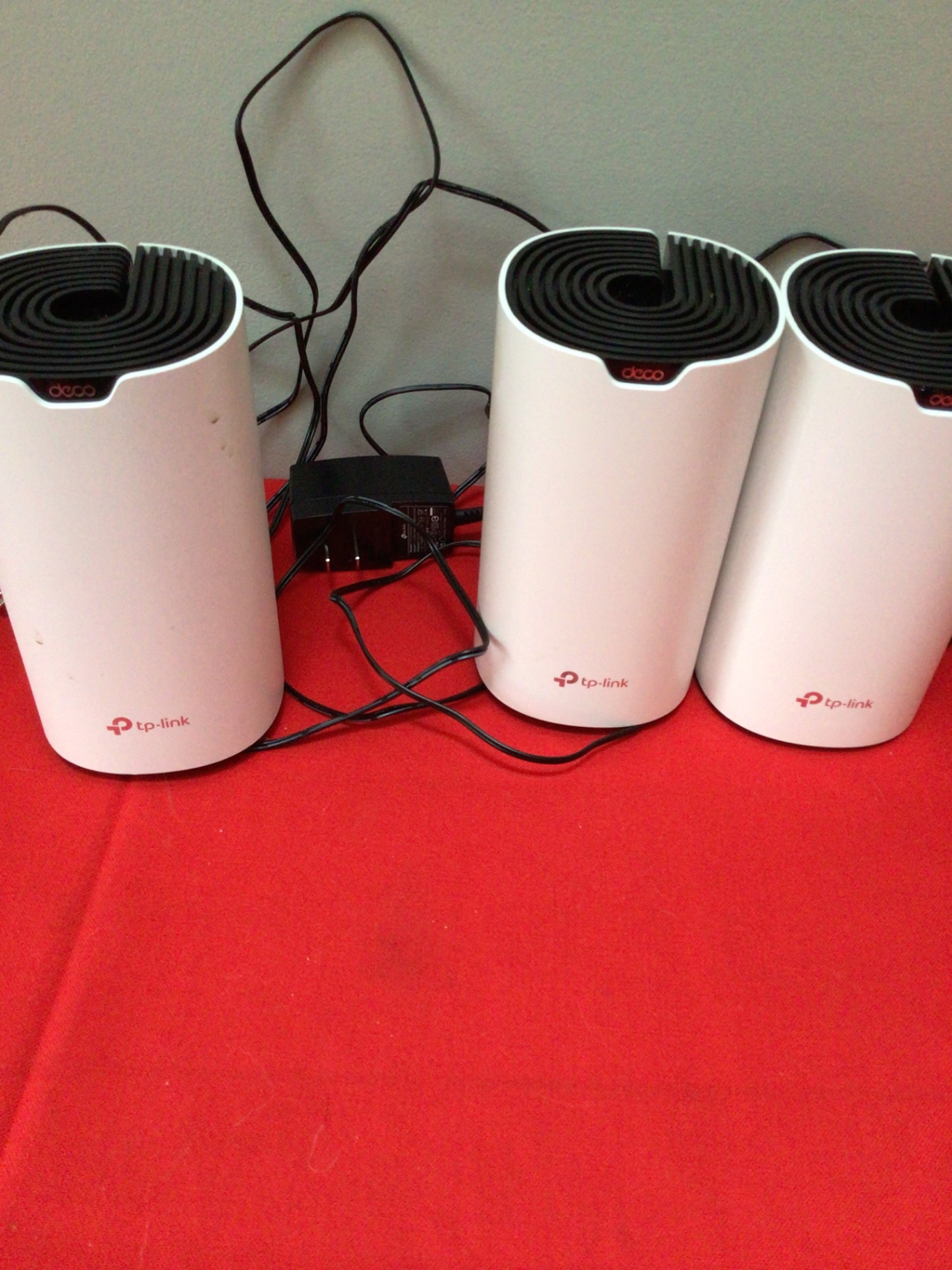 Three TP-Link Deco mesh WiFi satellites - image 2 of 3