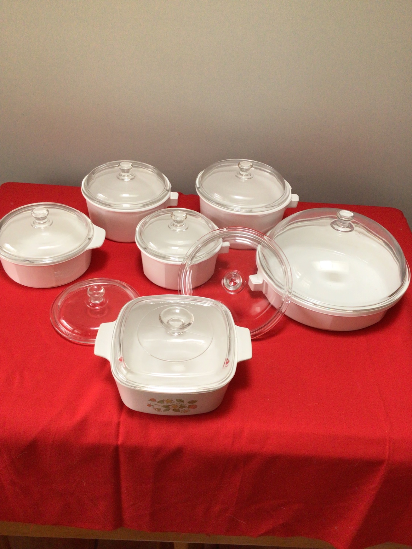  Corningware White ceramic cookware set with glass lids - image 1 of 3