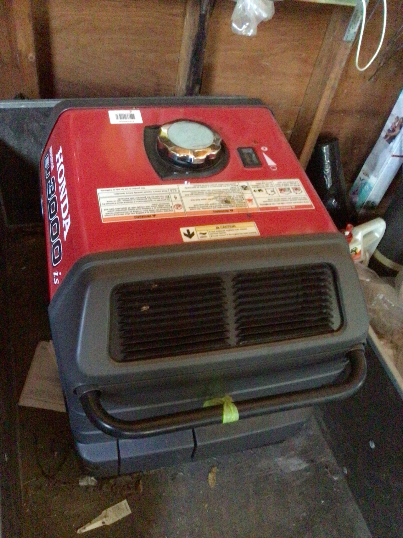 Honda EU3000is portable inverter generator - image 1 of 3