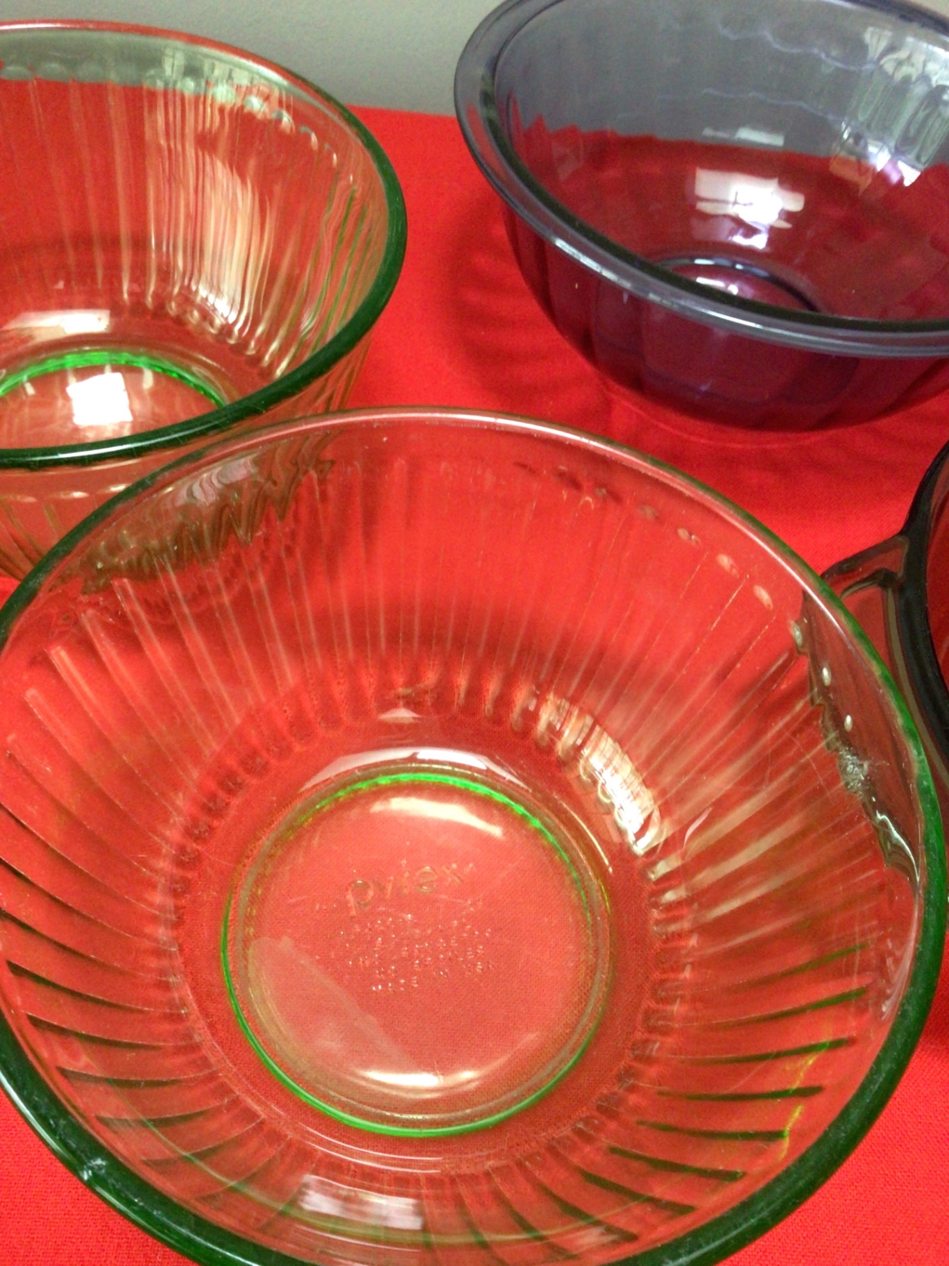 Set of Pyrex glass bowls and red casserole dish - image 2 of 5