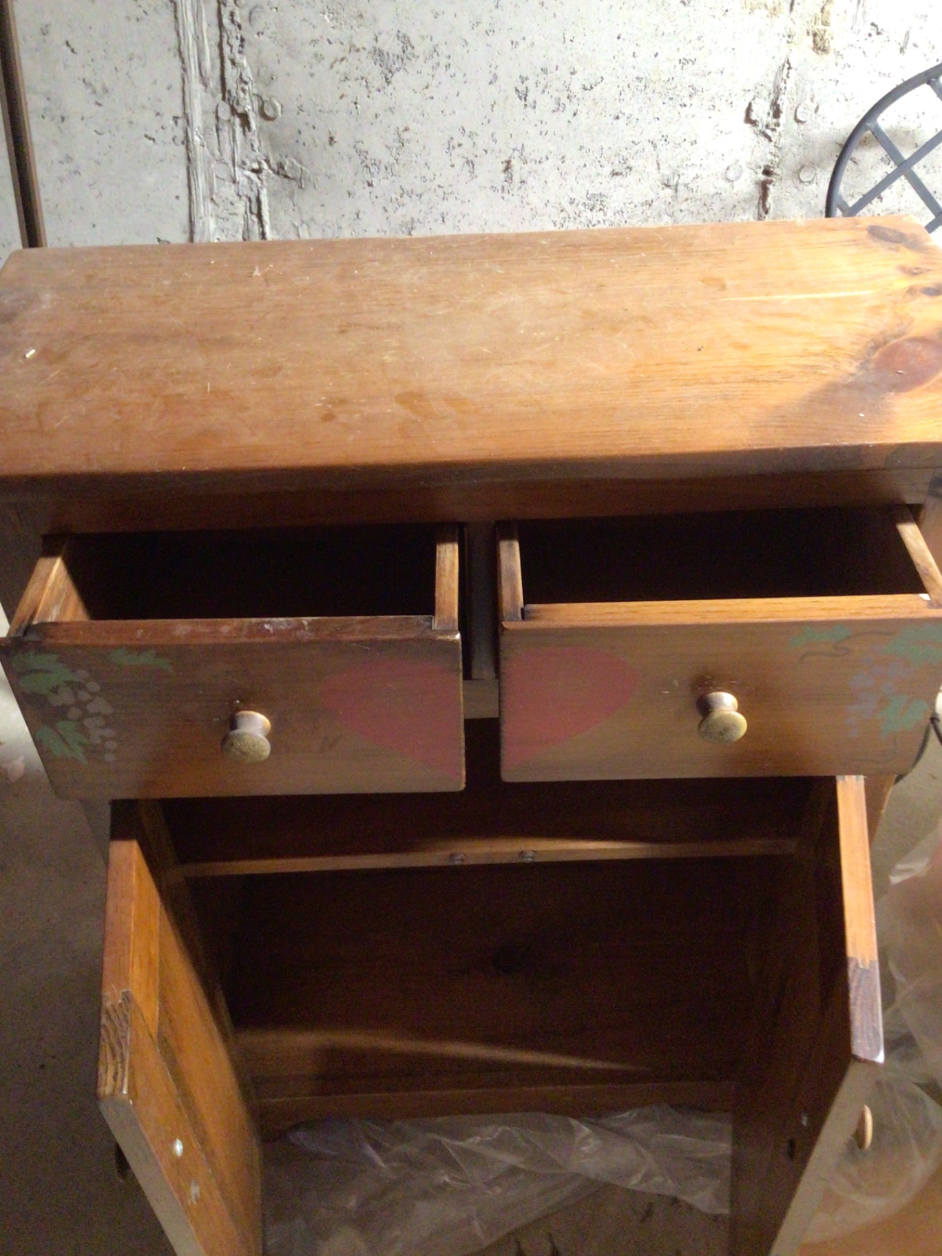 Wooden cabinet with two drawers and two doors - image 2 of 3