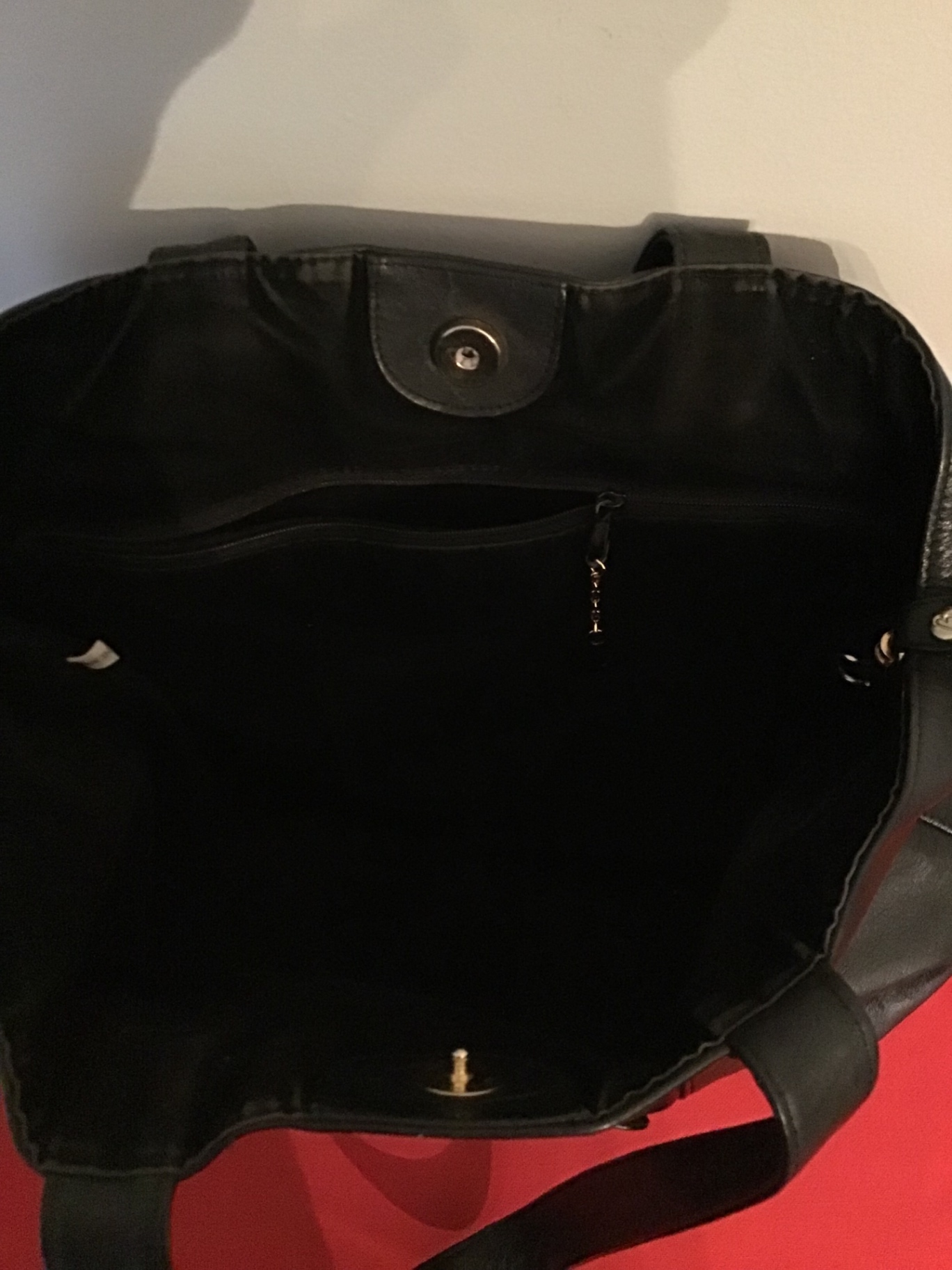 Brio Italian Leather Handbag - image 2 of 2