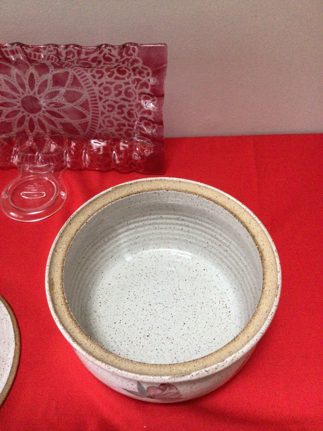 Pink embossed glass panel on pedestal and speckled ceramic lidded jar - image 4 of 4