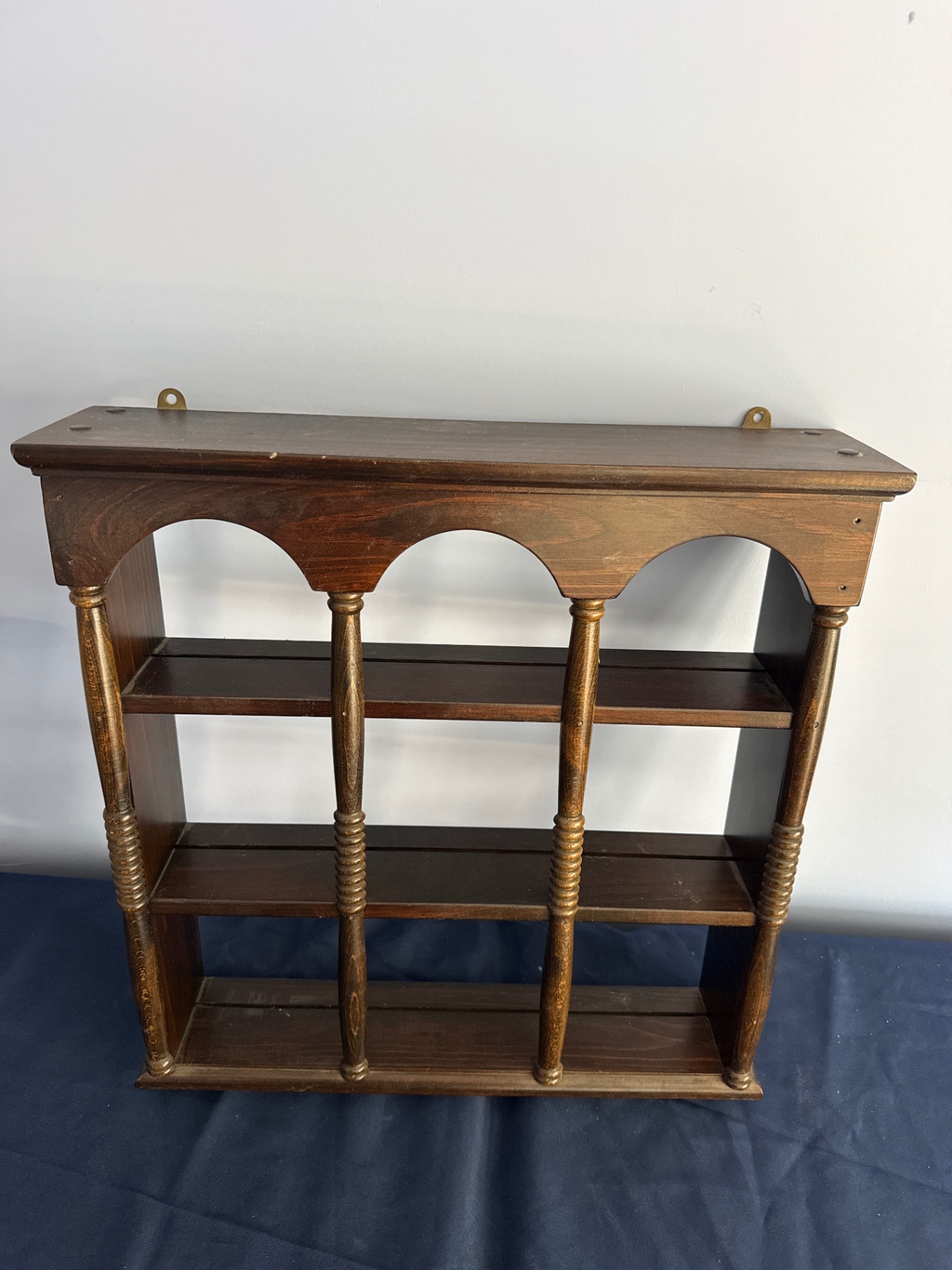 Wooden wall shelf with arches and turned posts - image 1 of 1
