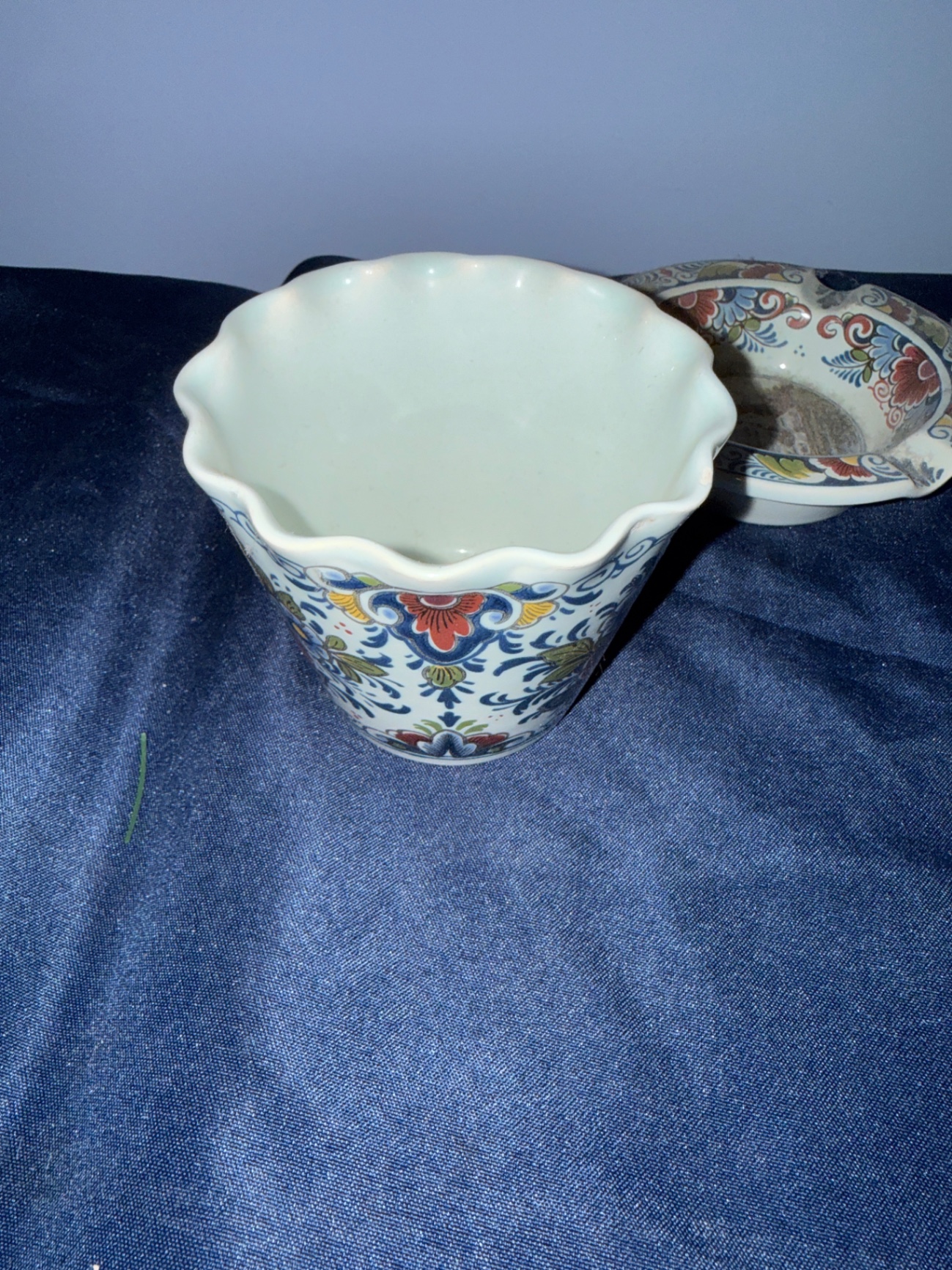 Dutch Delftware ceramic collection (cup, plate, and shoe) - image 3 of 4