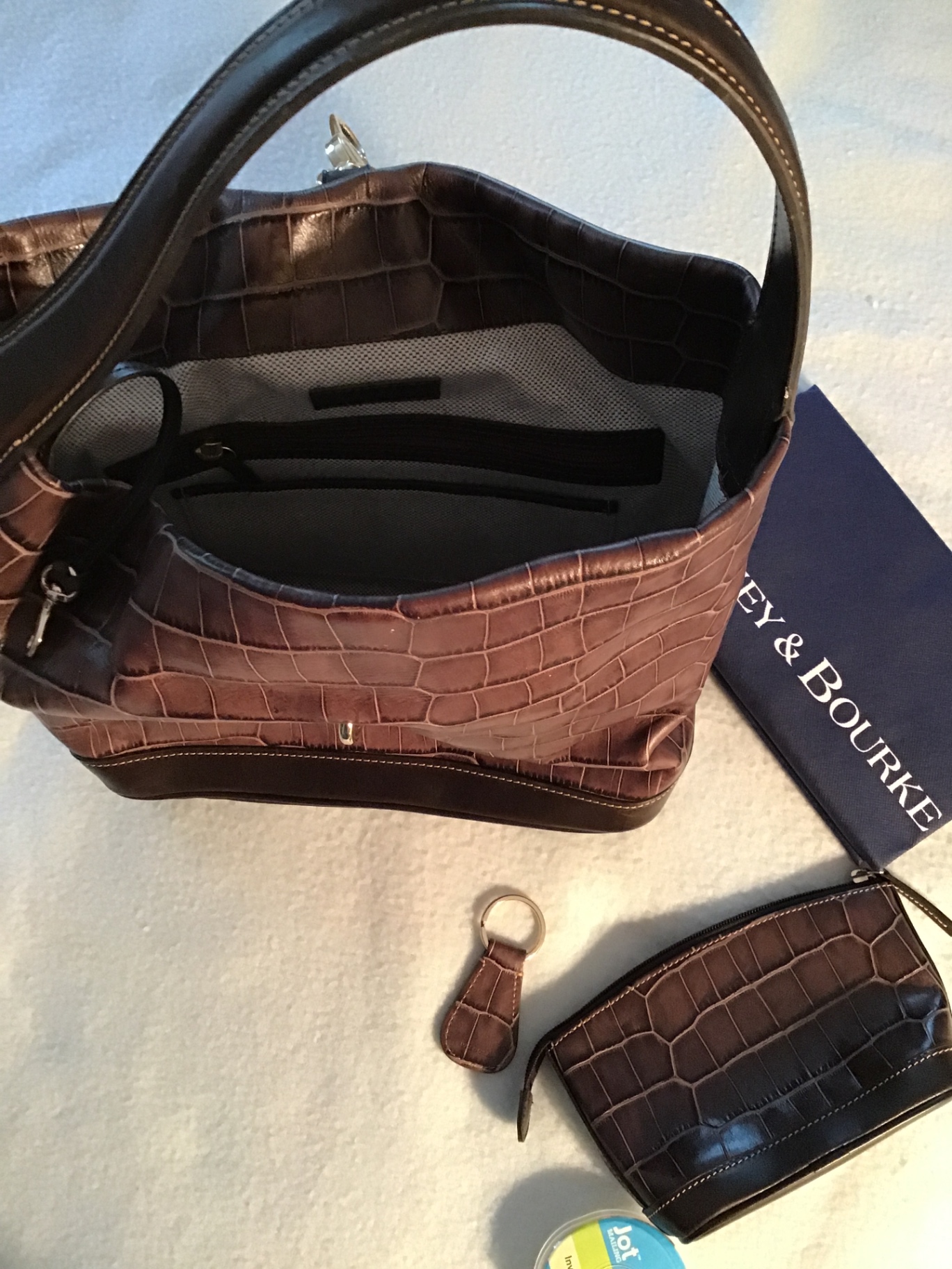 Brown crocodile-embossed leather handbag with matching wallet and accessories - image 3 of 3