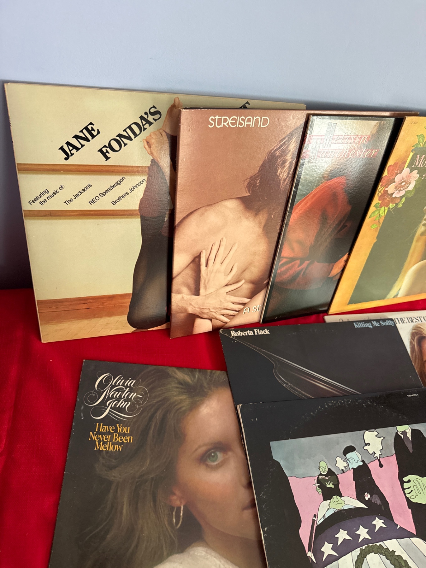 1970s vinyl album covers featuring female vocalists - image 4 of 4