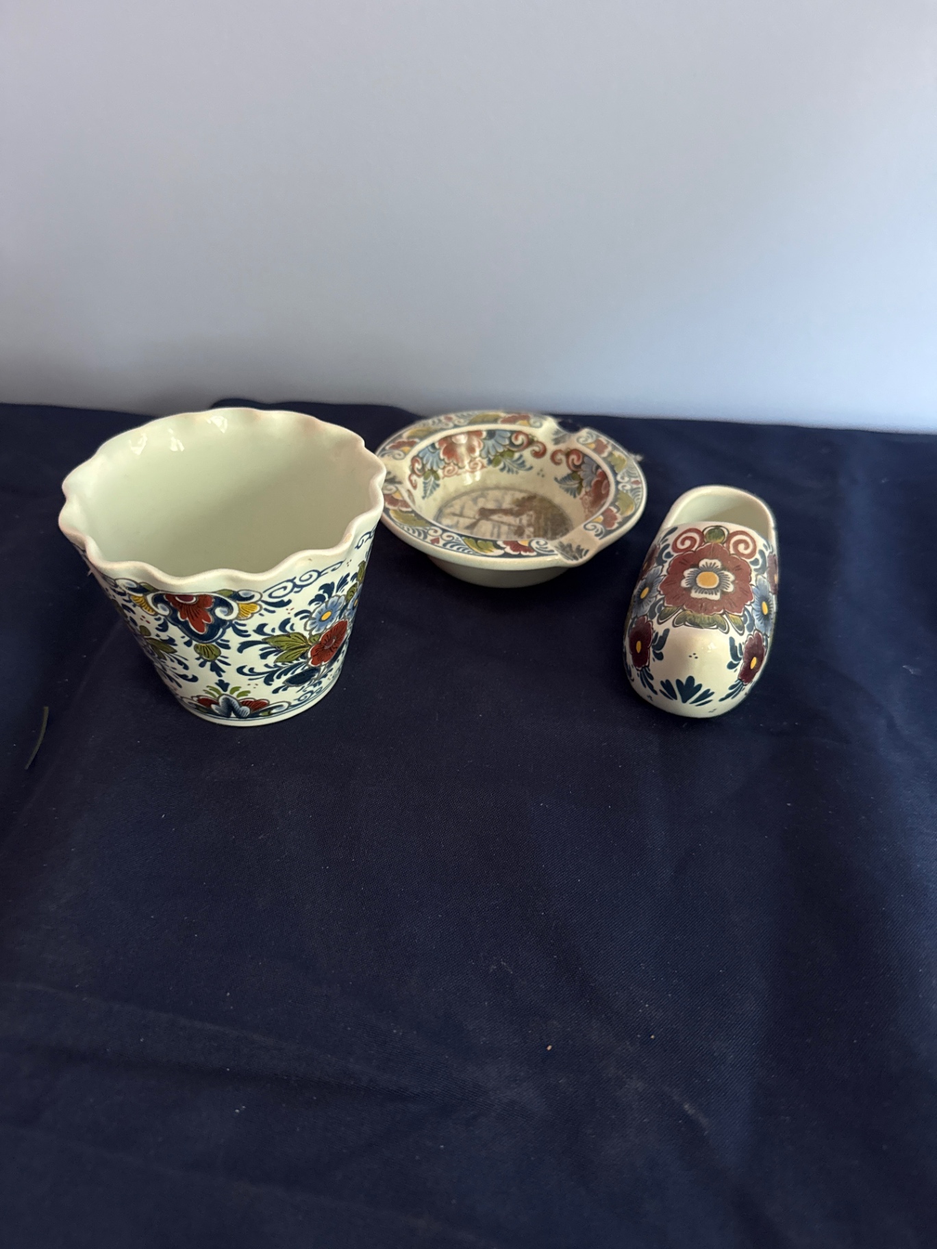 Dutch Delftware ceramic collection (cup, plate, and shoe) - image 1 of 4