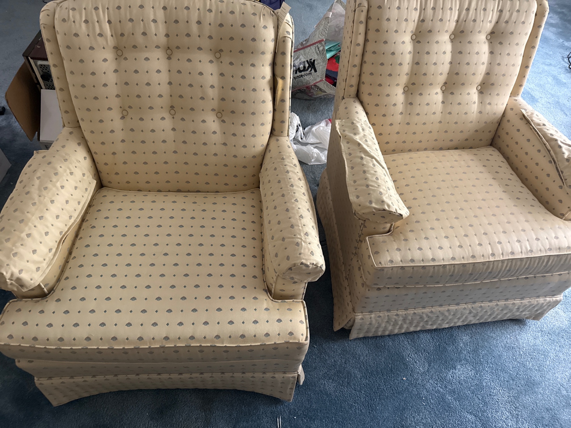 Pair of Ethan Allen beige patterned upholstered armchairs - image 2 of 5