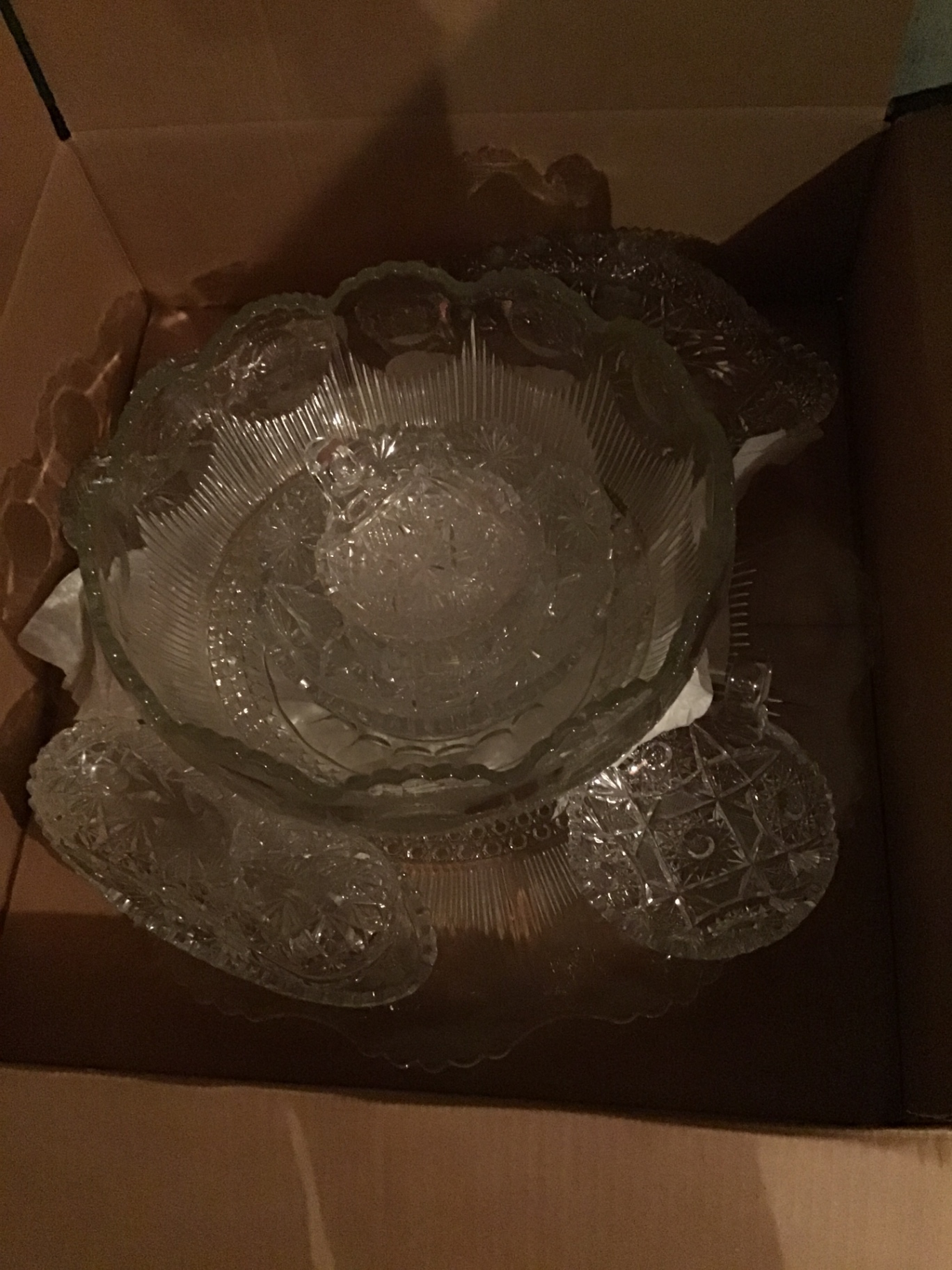 Crystal glass serving bowls and dishes - image 1 of 5