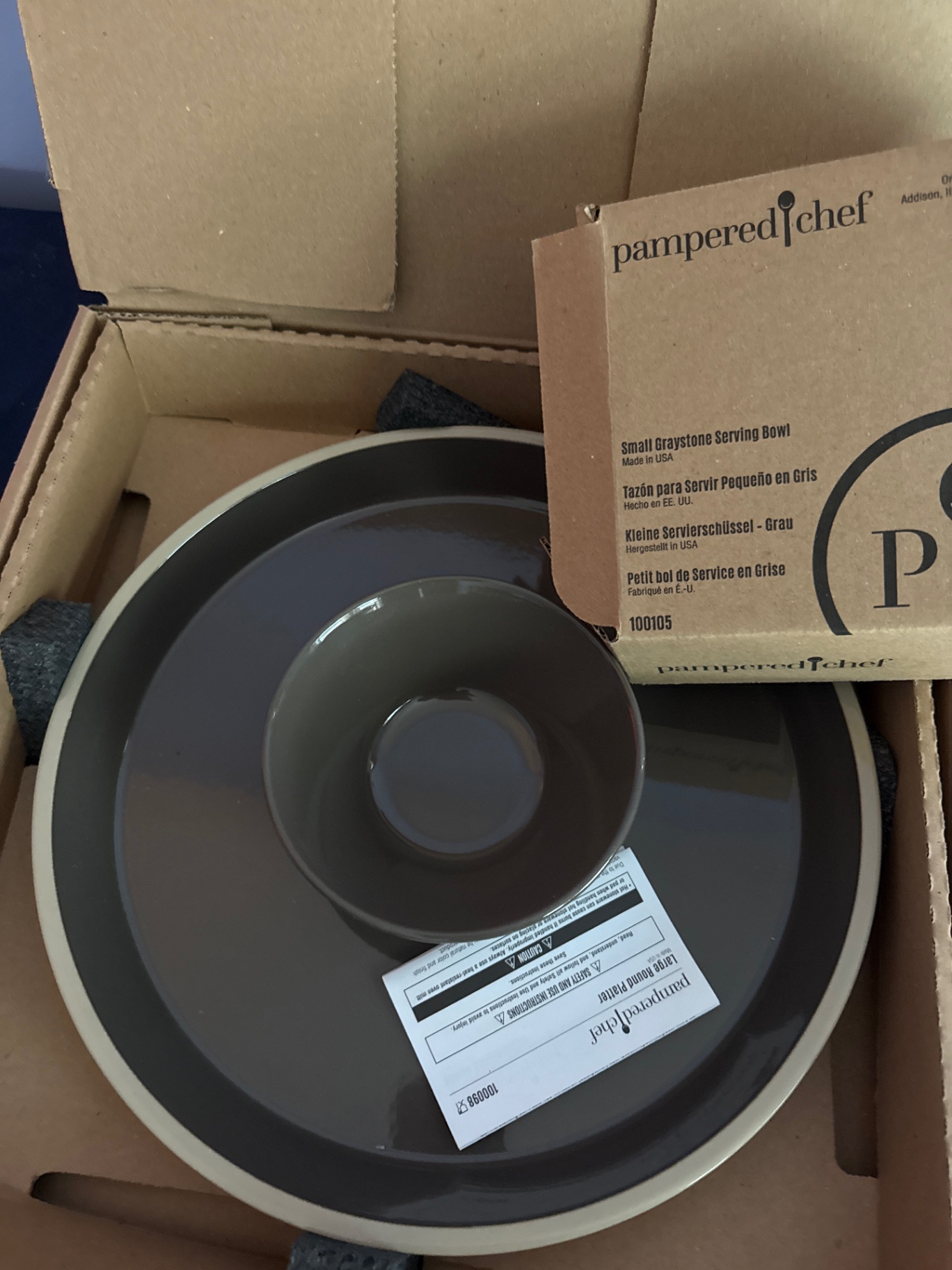 Graystone Serving Bowl and Large Round Platter - image 1 of 2