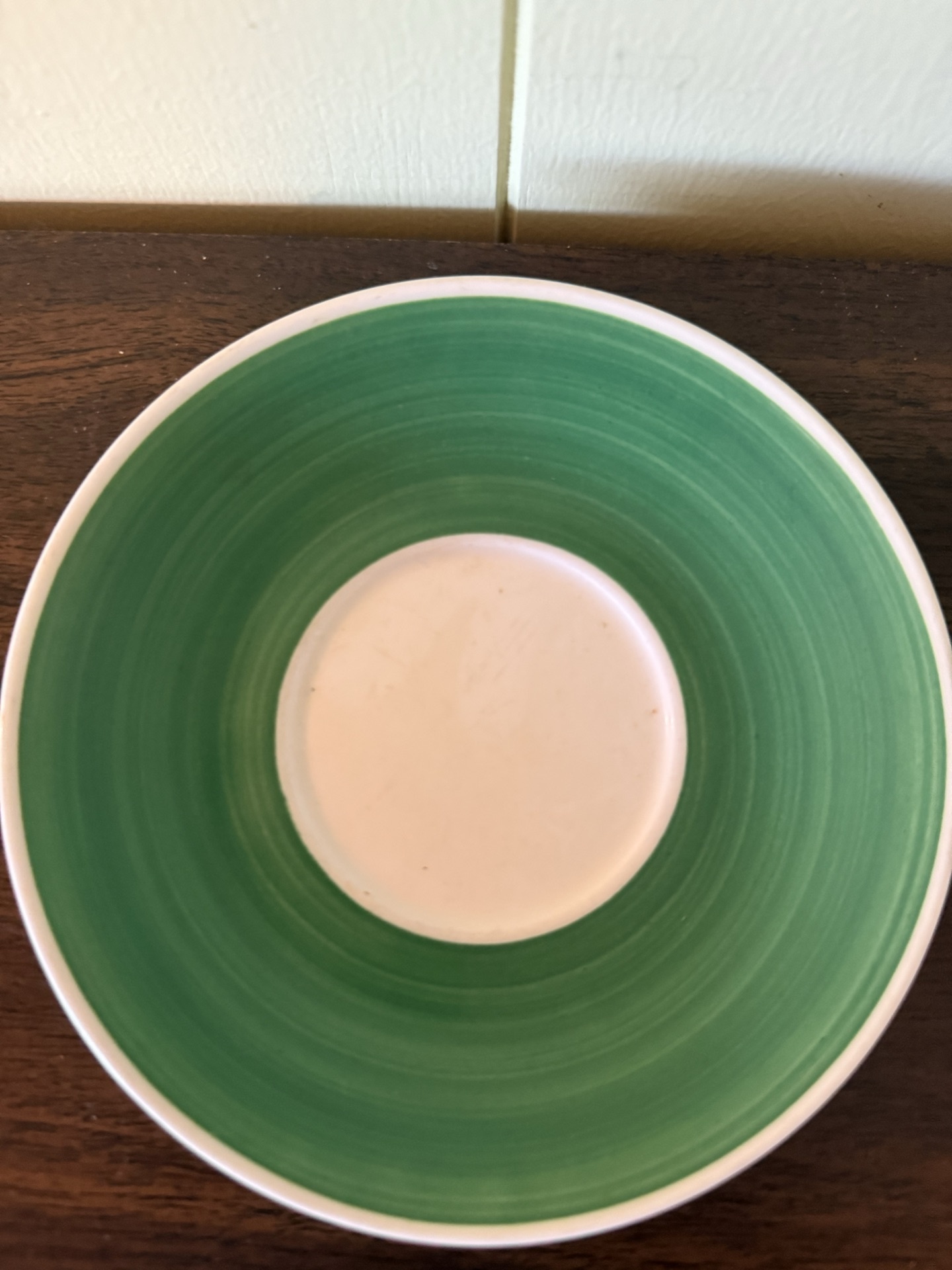 Green ceramic bowls and a patterned plate (Hostess Ware) - image 2 of 6