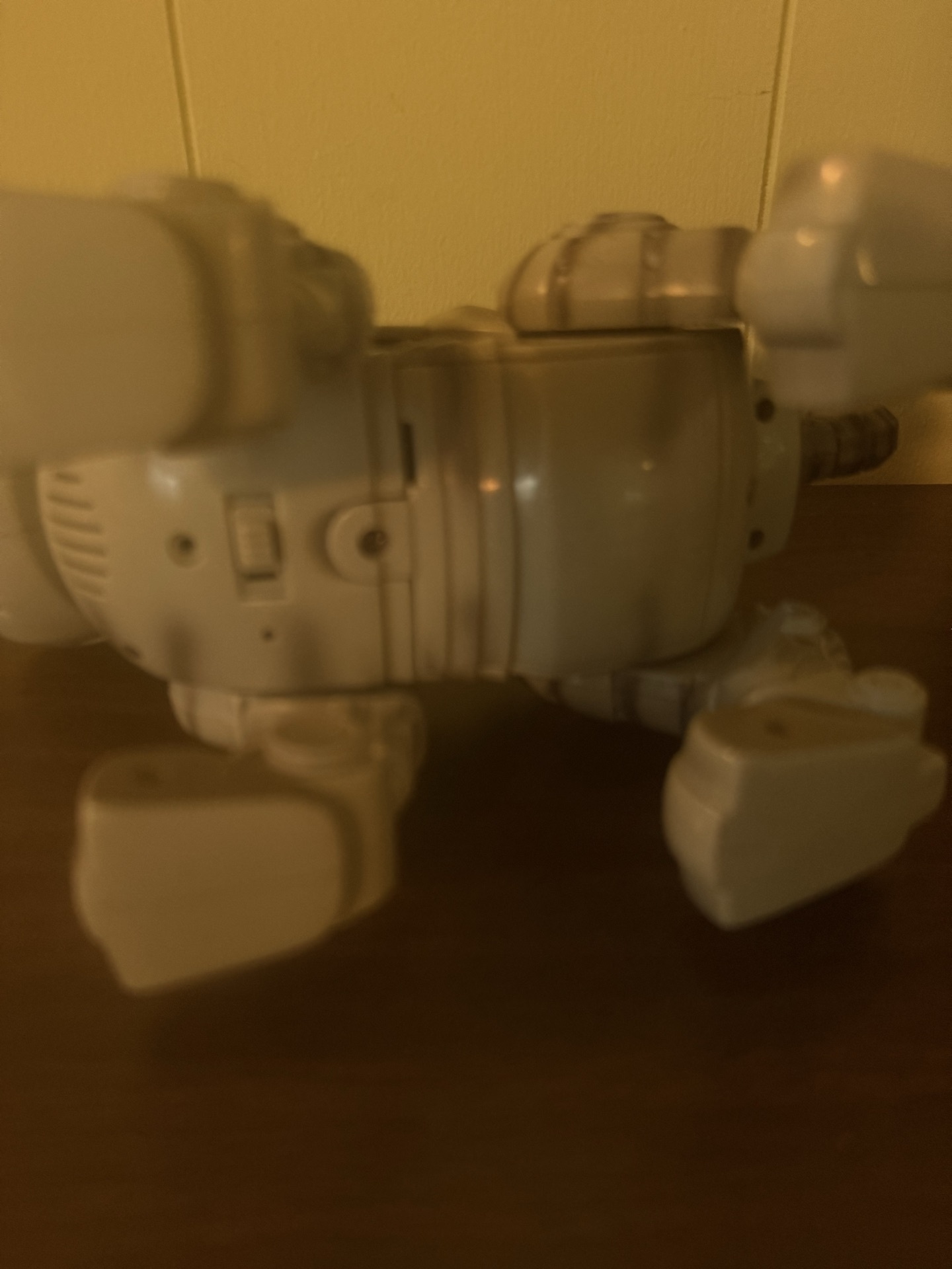 Cat-themed figurines and sculpture collection - image 3 of 9
