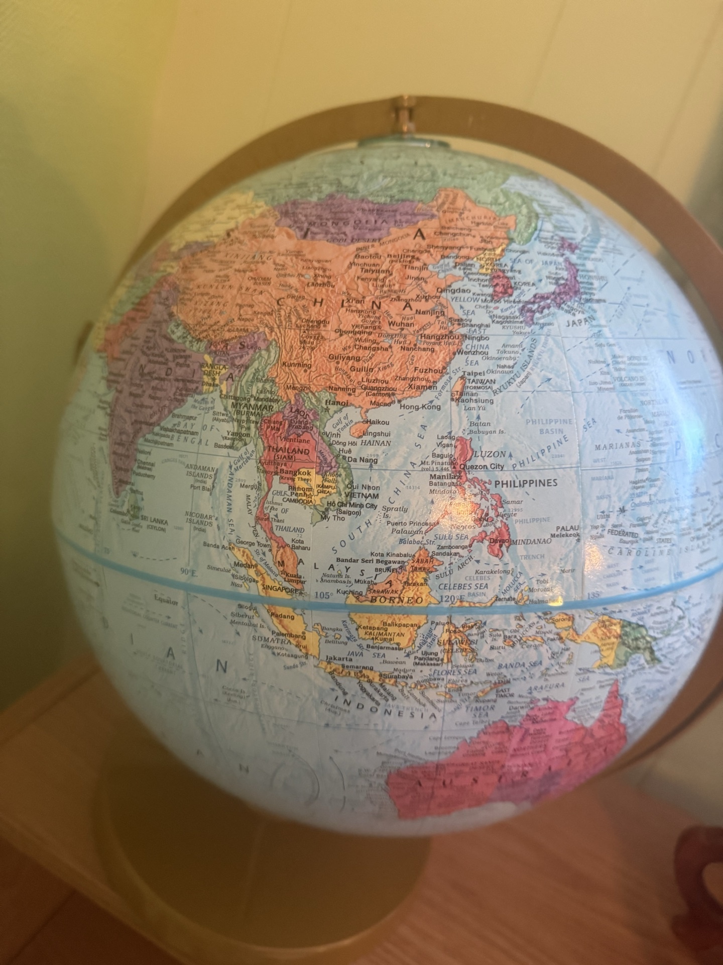 12-inch globe on a stand  - image 3 of 4
