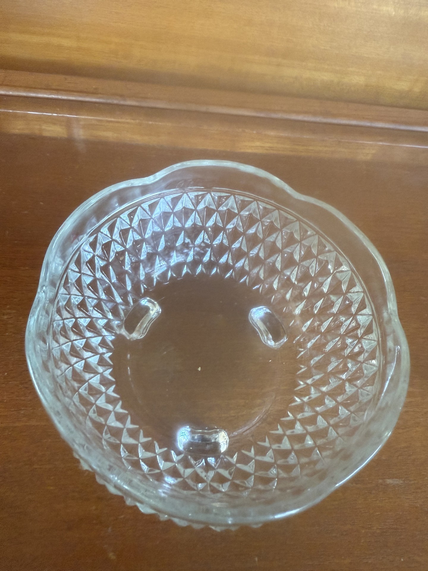 Indiana glass - Set of cut-glass bowls with grape and starburst patterns - image 5 of 8