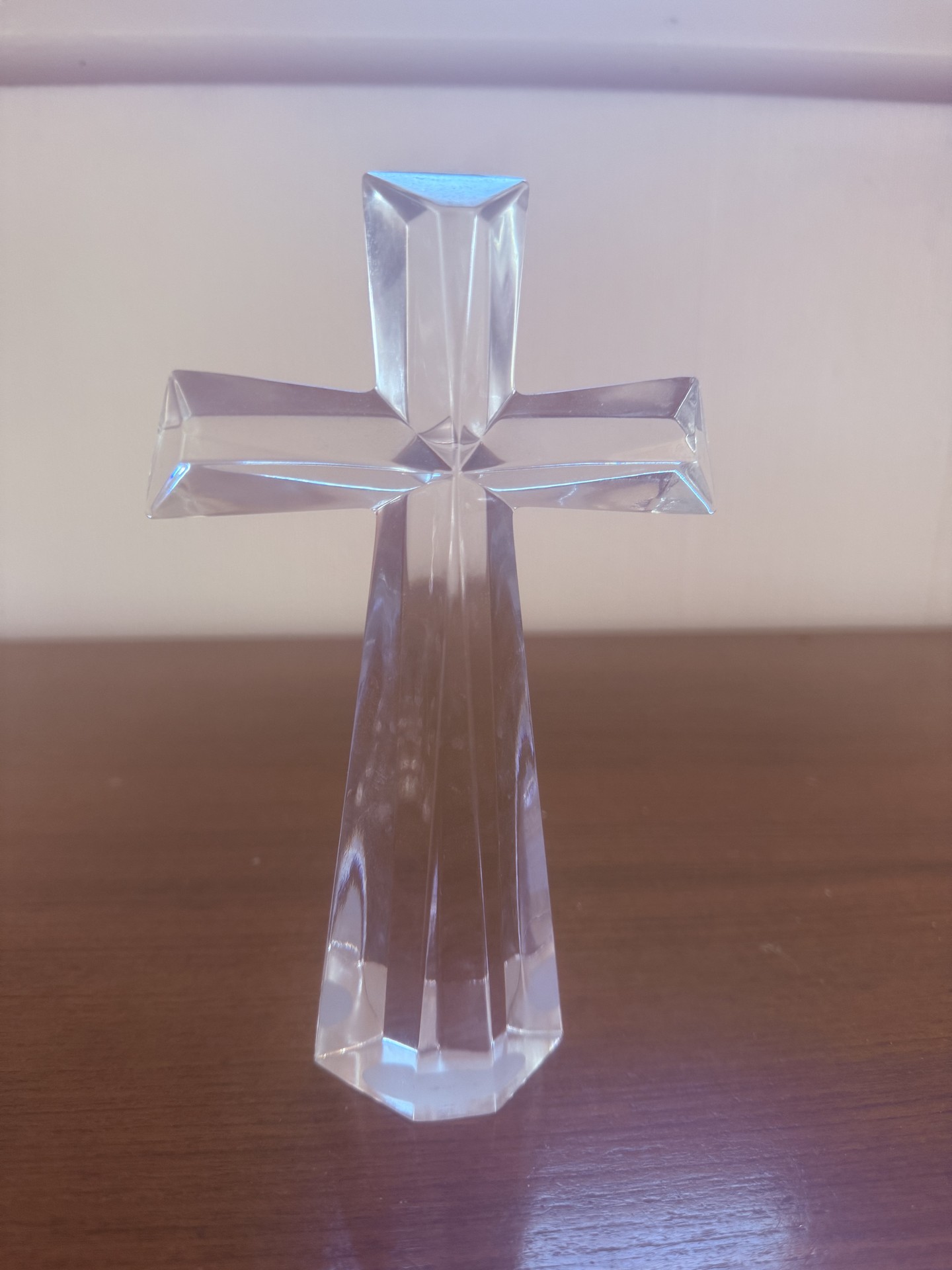 Crystal glass vases and cross sculpture - image 3 of 6