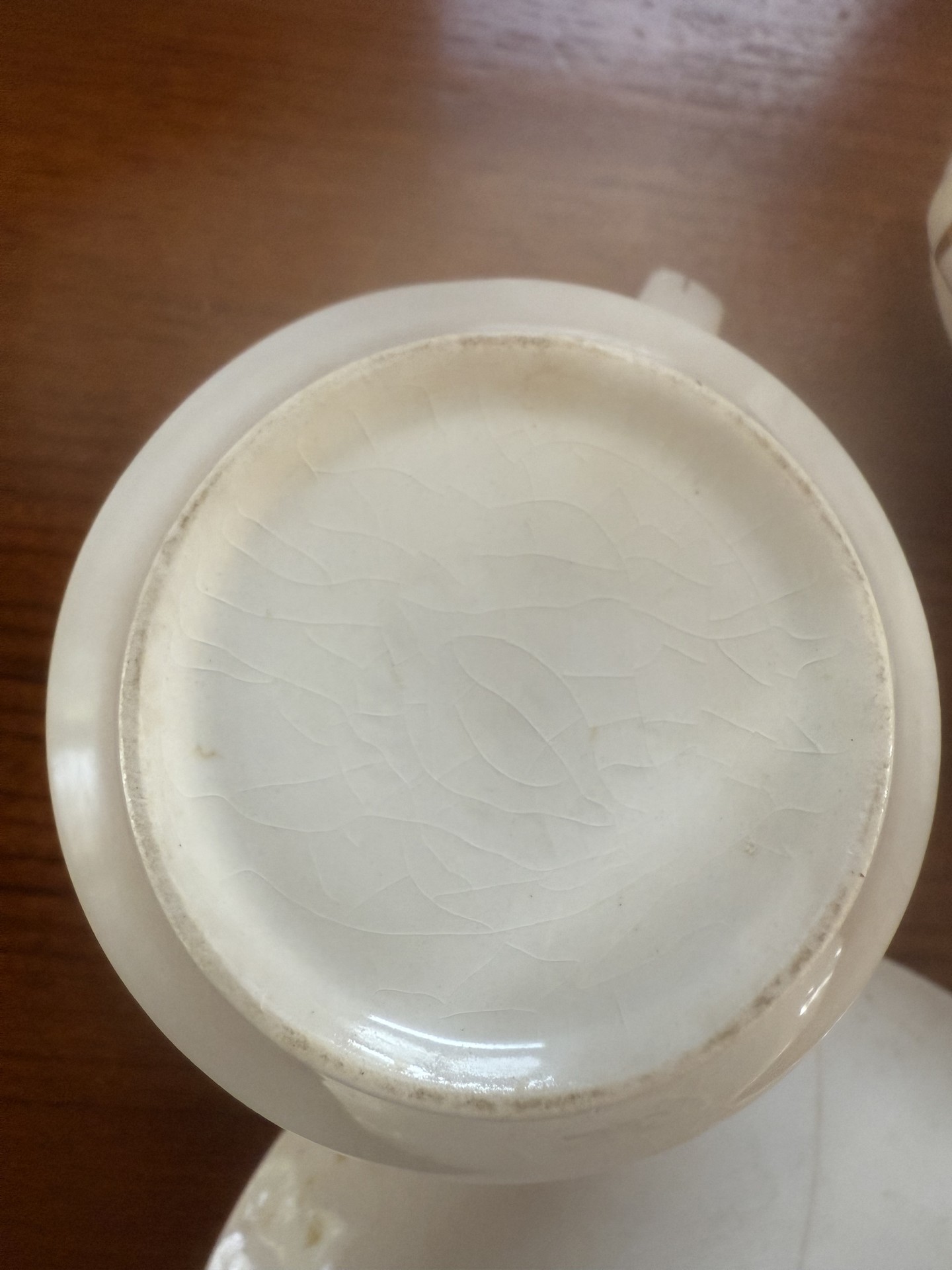 Vintage Homer Laughlin Hostess Ware teacups with creamer and saucer - image 4 of 7