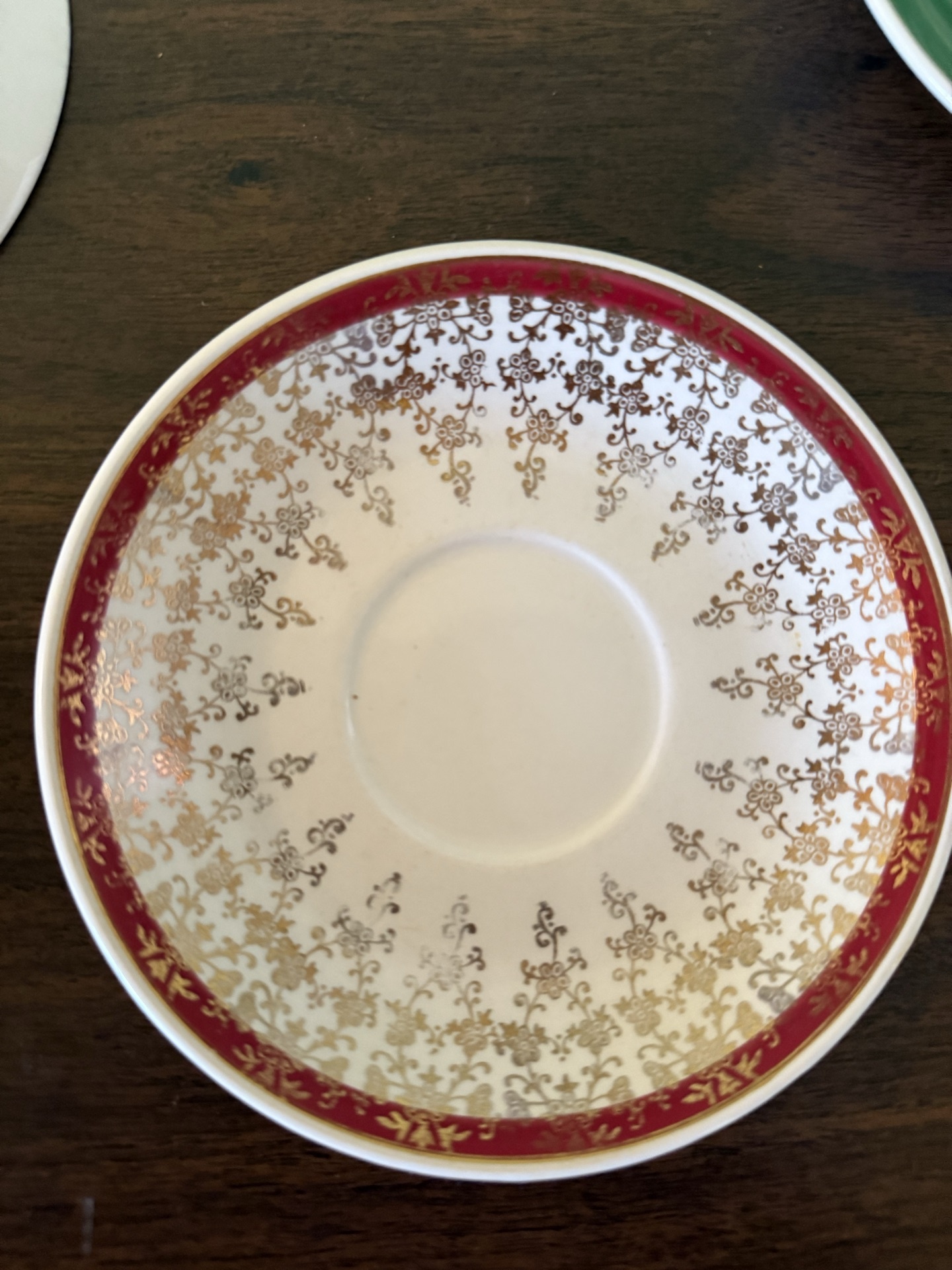 Green ceramic bowls and a patterned plate (Hostess Ware) - image 4 of 6