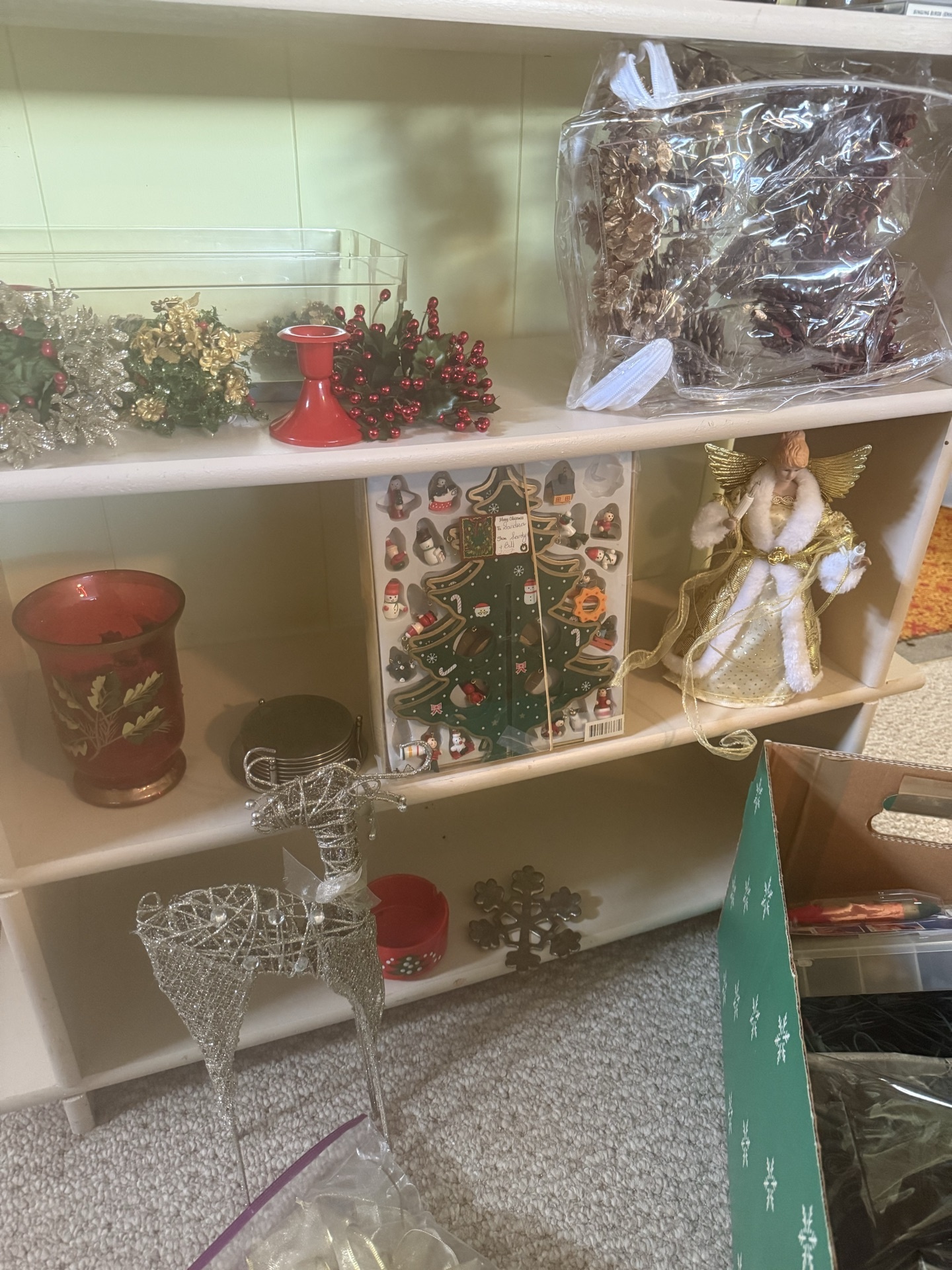 Christmas decorations and lighting items - image 1 of 10