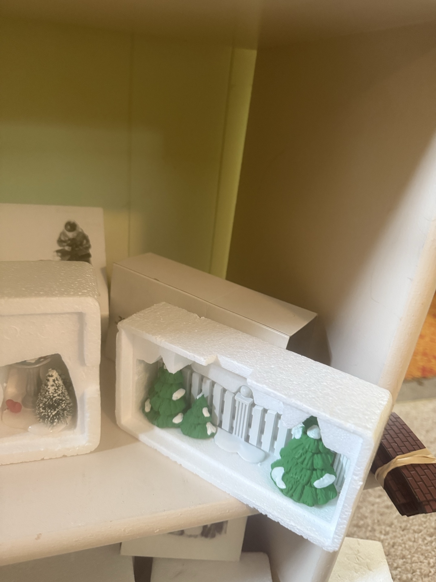 Snow Village Winter Miniature Scene Collection - image 5 of 36