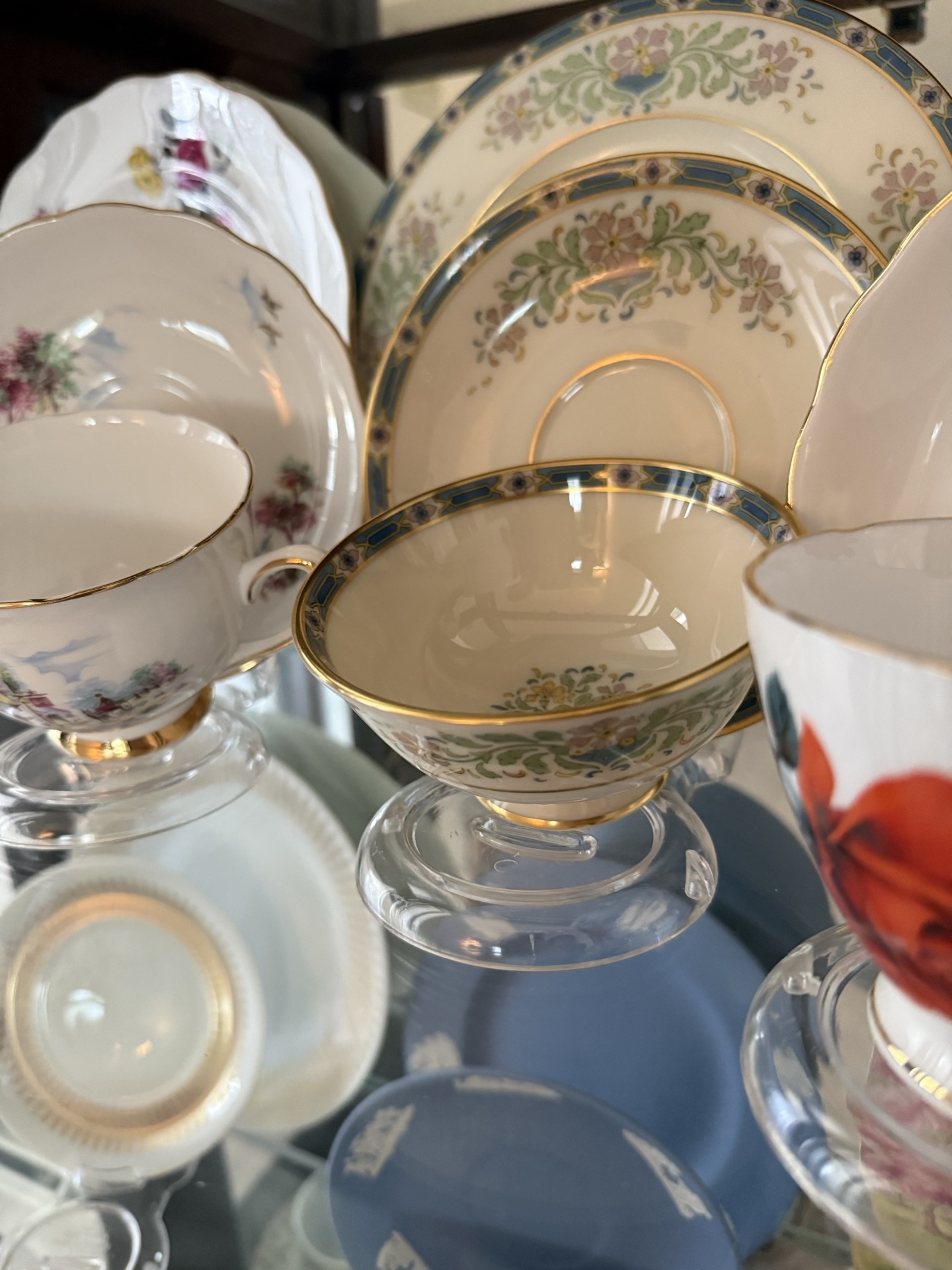 Multibrand bone china tea set with floral designs - image 2 of 9