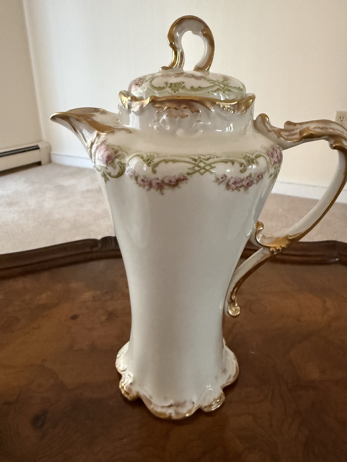Floral porcelain tea set with teapot, creamer, and cups - image 5 of 10