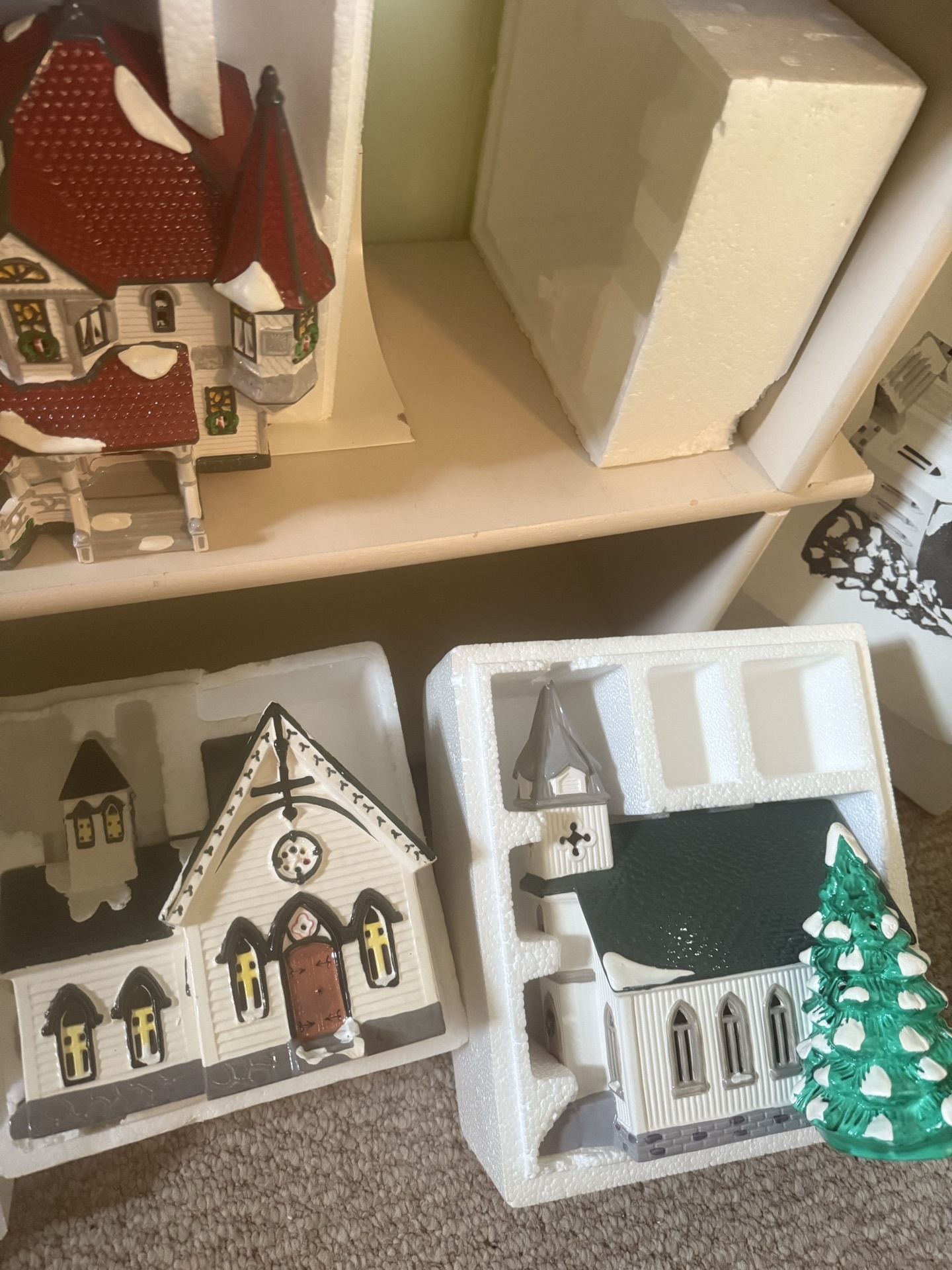 Snow Village Winter Miniature Scene Collection - image 32 of 36