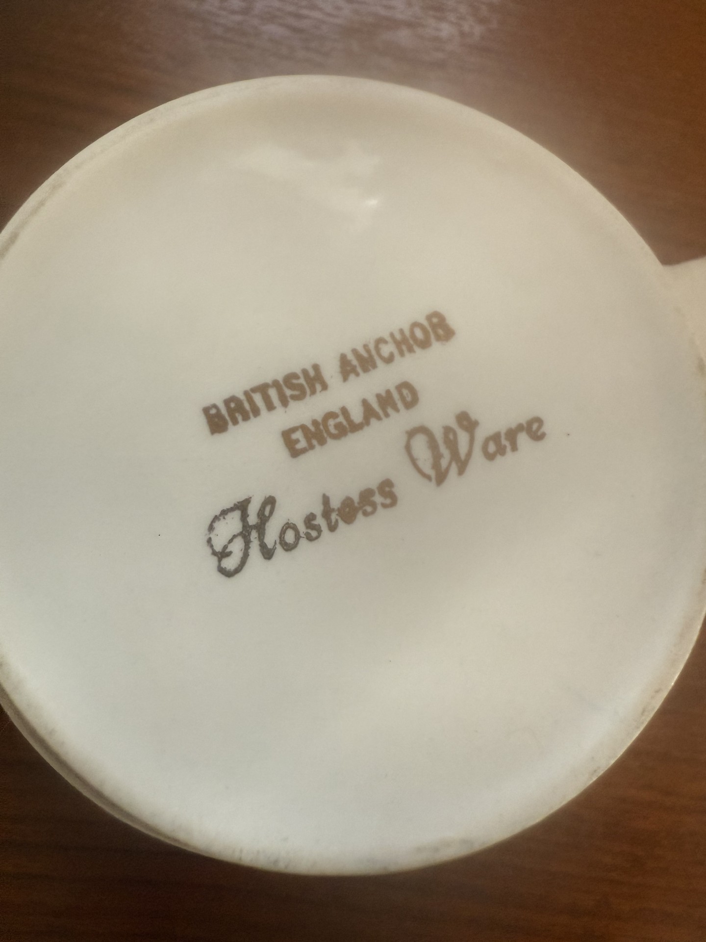 Vintage Homer Laughlin Hostess Ware teacups with creamer and saucer - image 5 of 7