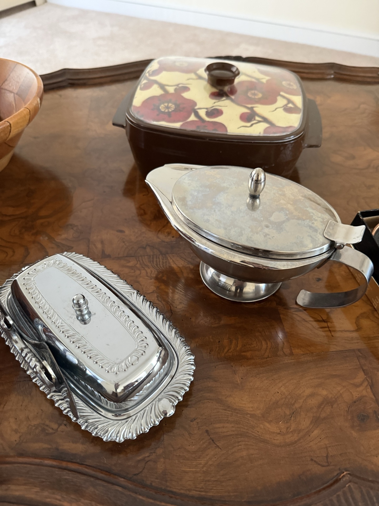 Vintage kitchenware set with wooden bowls and metal serving pieces - image 2 of 6